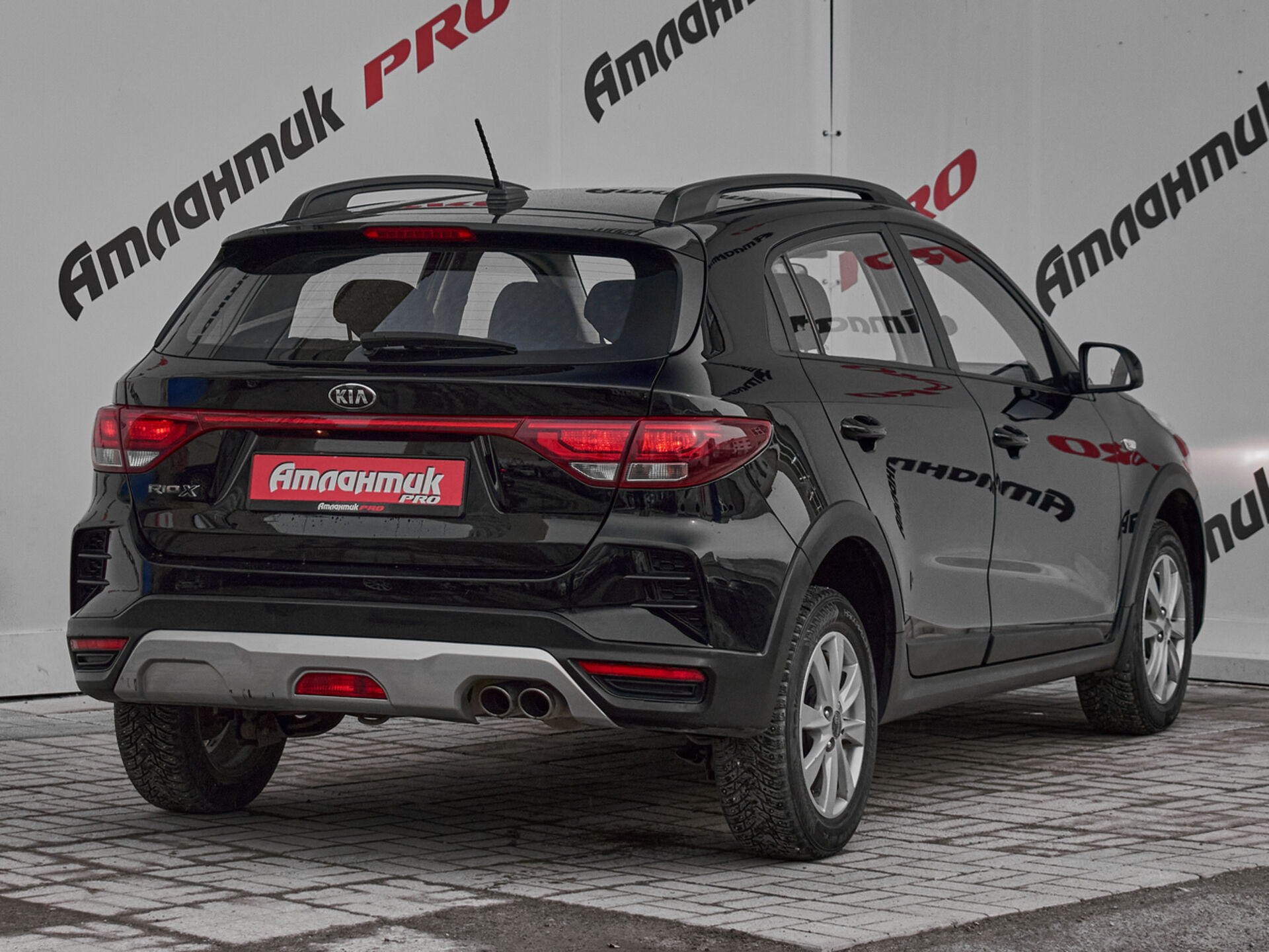 Купить Kia Rio X-Line 1.4 MT (100 л.с.), 2020 в Екатеренбурге