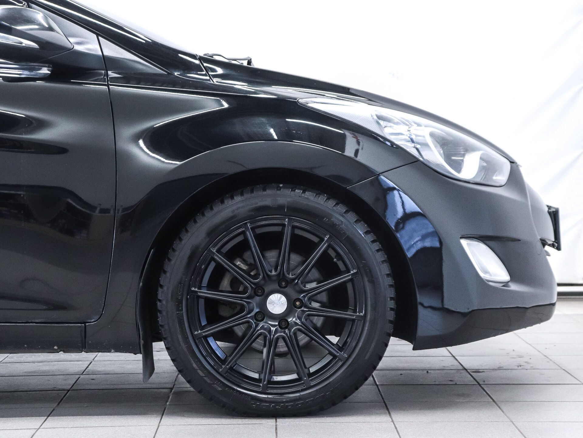 Hyundai Avante 2012 27