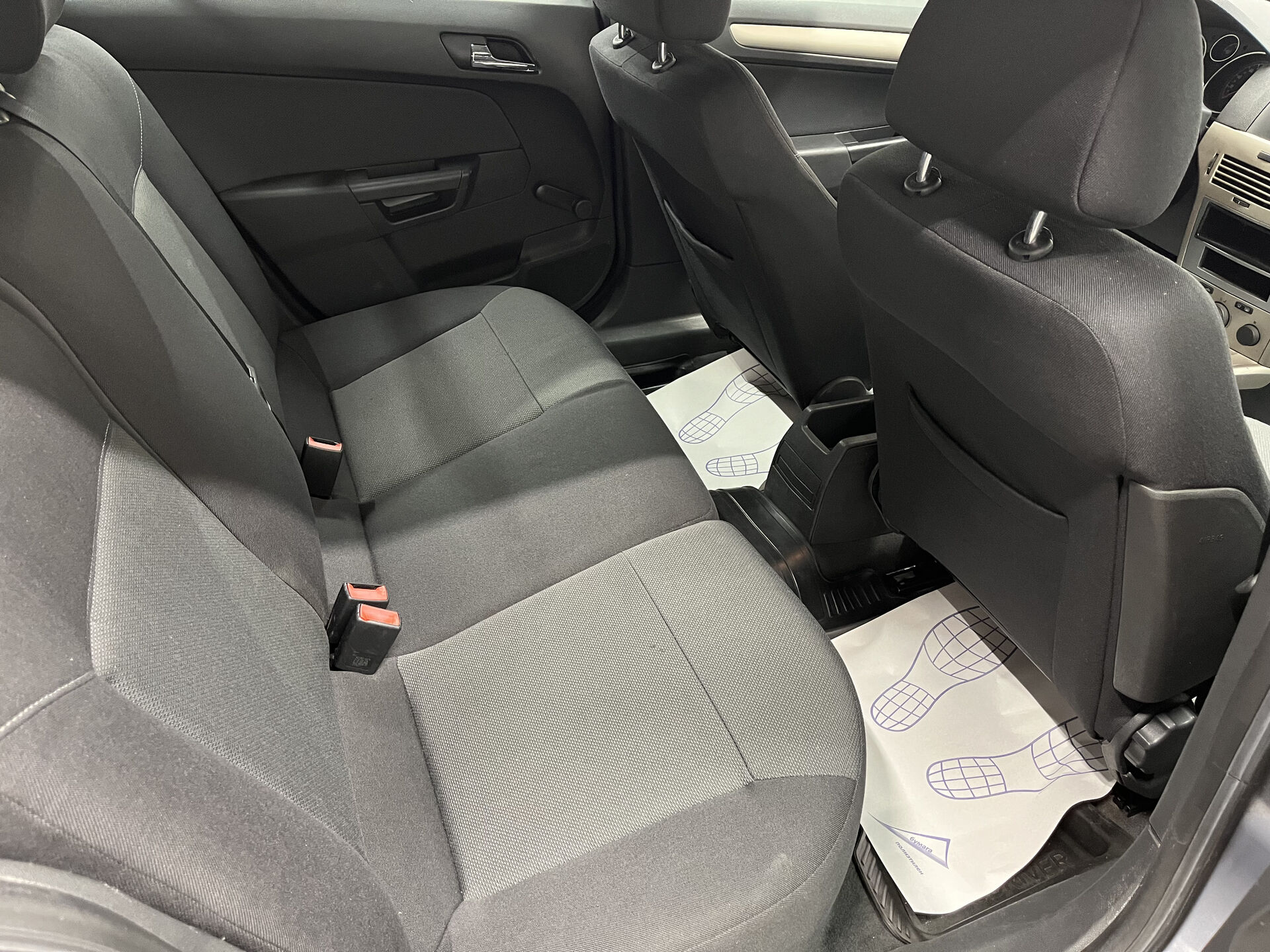 Opel Astra None 2007 г.в., 215 141 км.
