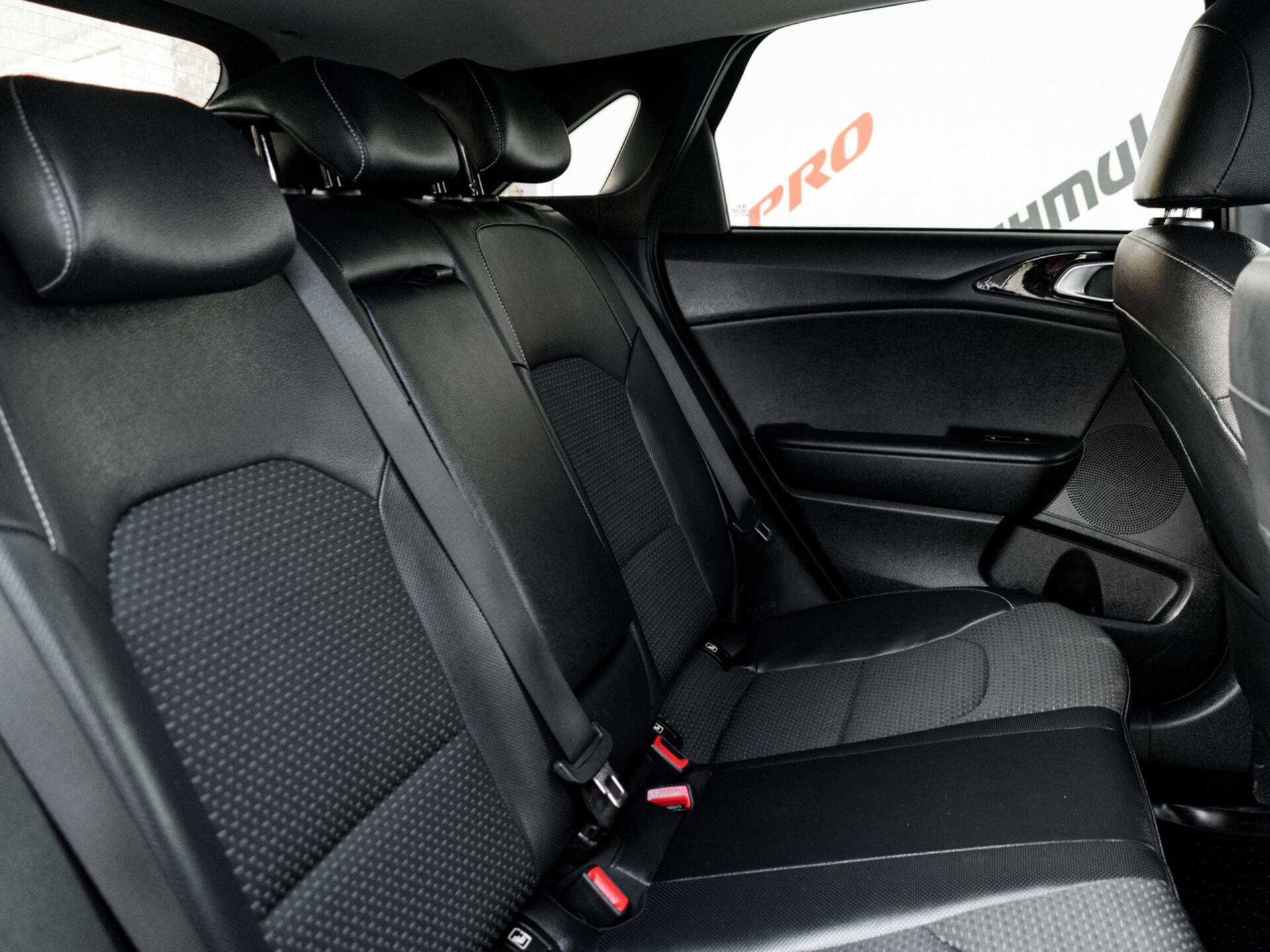 Купить Kia Ceed 1.4 AMT (140 л.с.), 2018 в Екатеренбурге