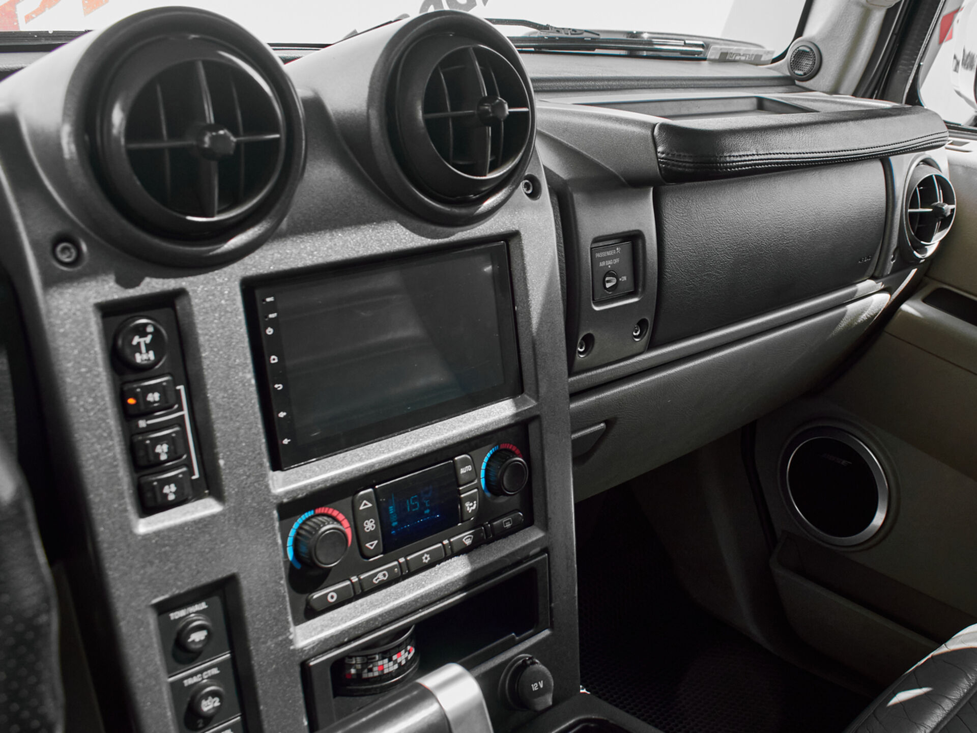 Купить Hummer H2 6.0 AT (315 л.с.) 4WD, 2003 в Екатеренбурге