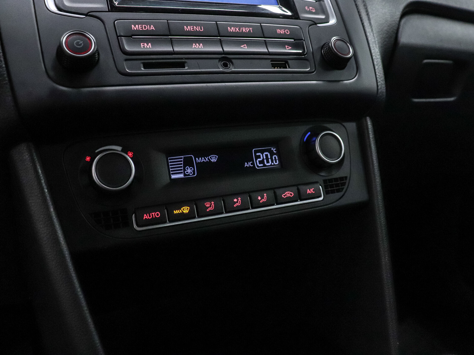 Volkswagen Polo 2014 13