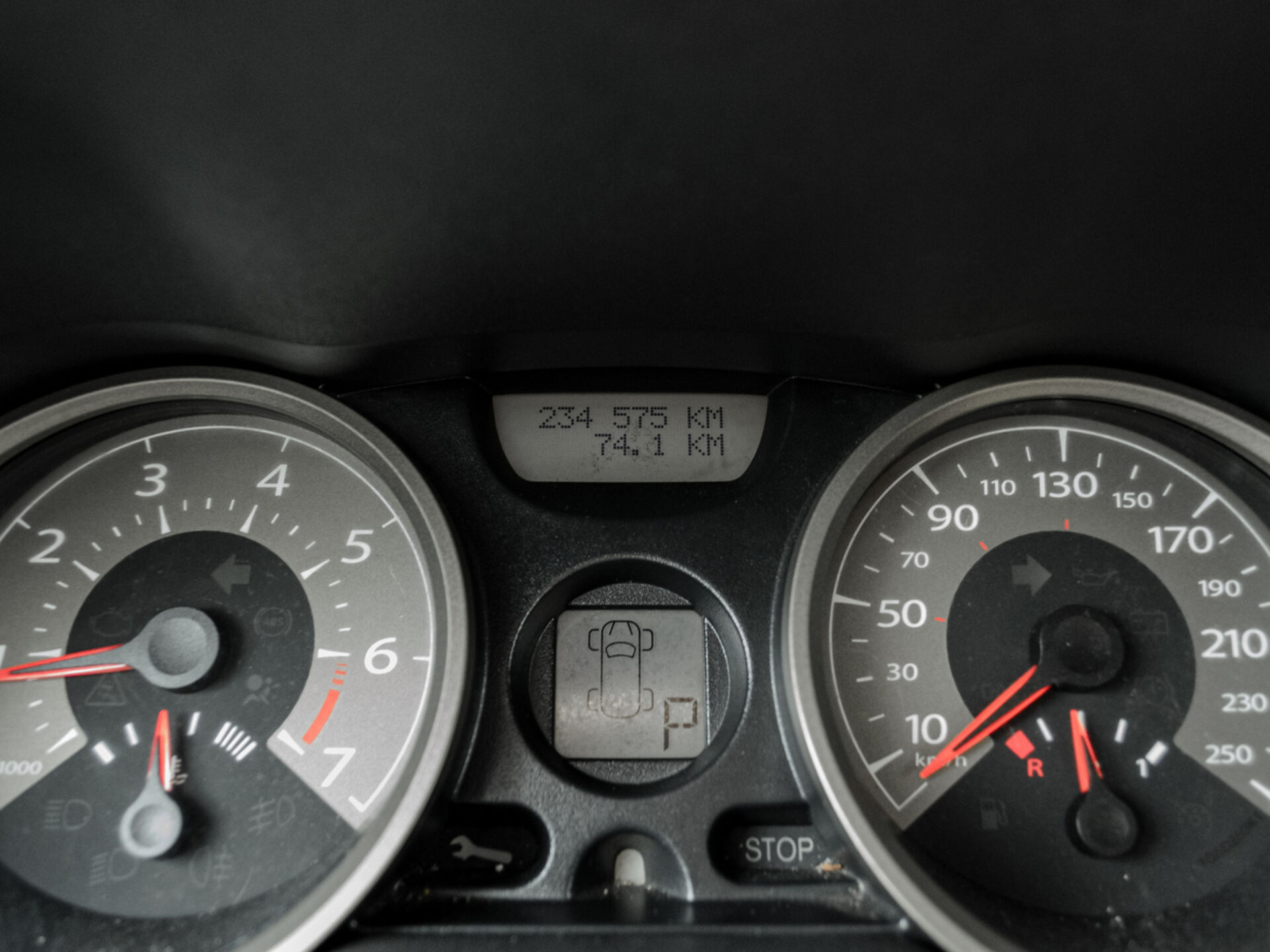 Купить Renault Megane 2.0 AT (136 л.с.), 2007 в Екатеренбурге