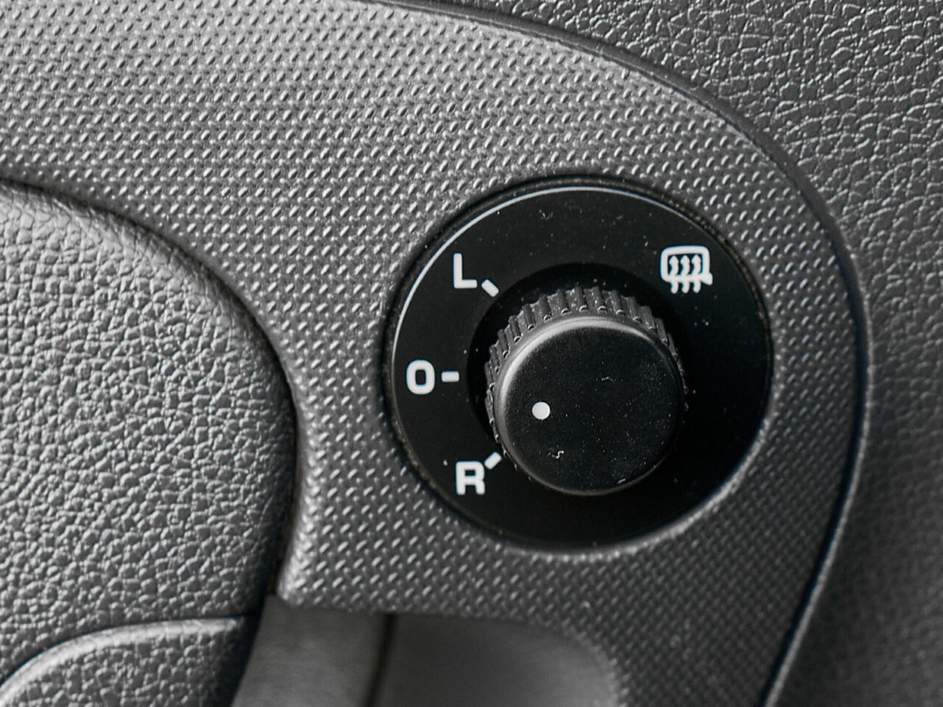 Купить Skoda Roomster 1.6 AT (105 л.с.), 2011 в Екатеренбурге