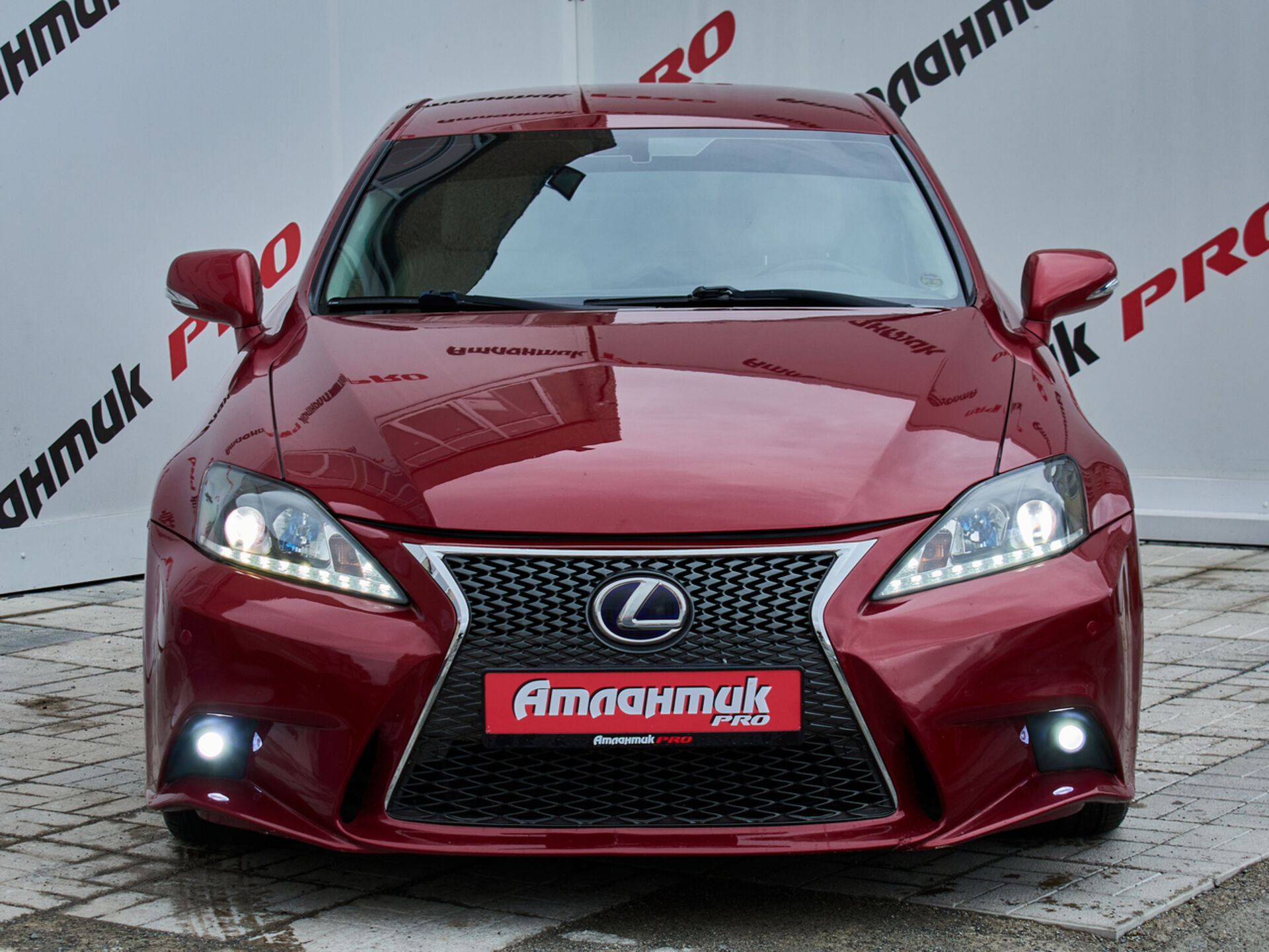 Купить Lexus IS 250 2.5 AT (208 л.с.), 2010 в Екатеренбурге