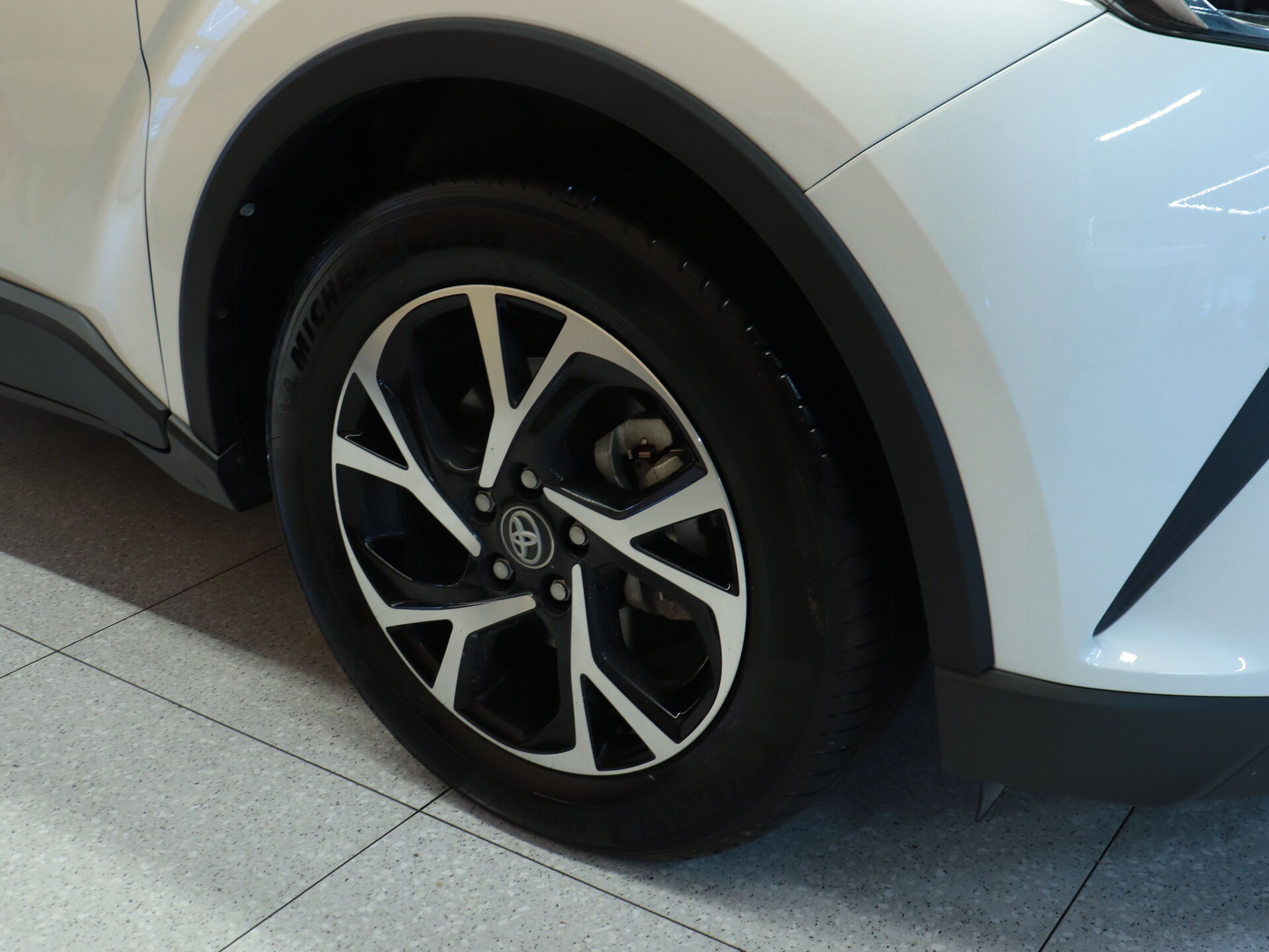 Toyota C-HR 2020 26