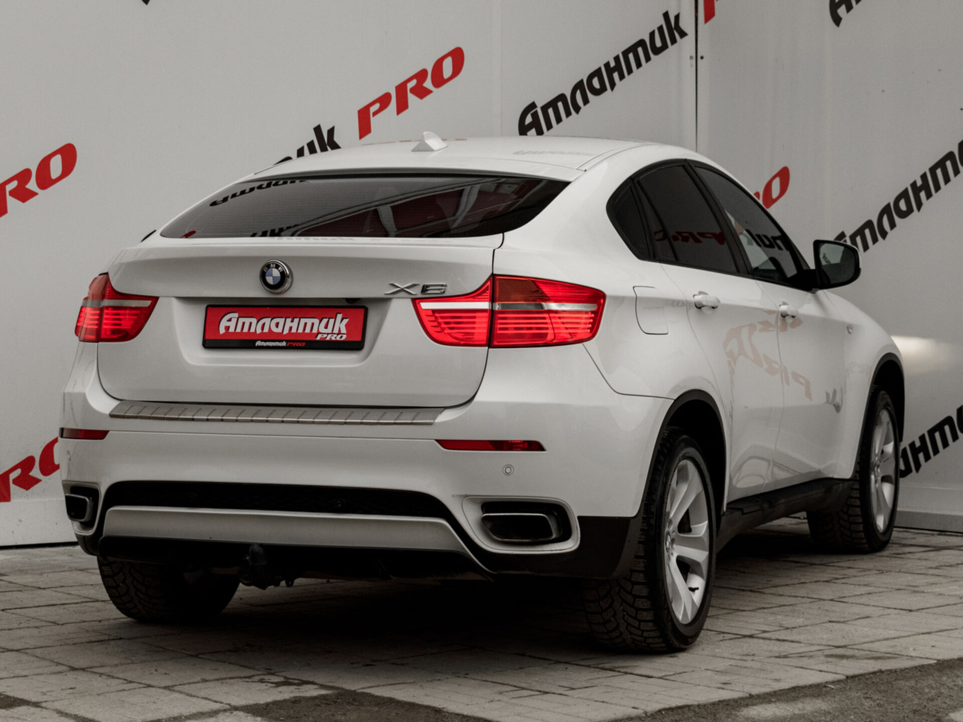 Купить BMW X6 30d 3.0d AT (245 л.с.) 4WD, 2010 в Екатеренбурге