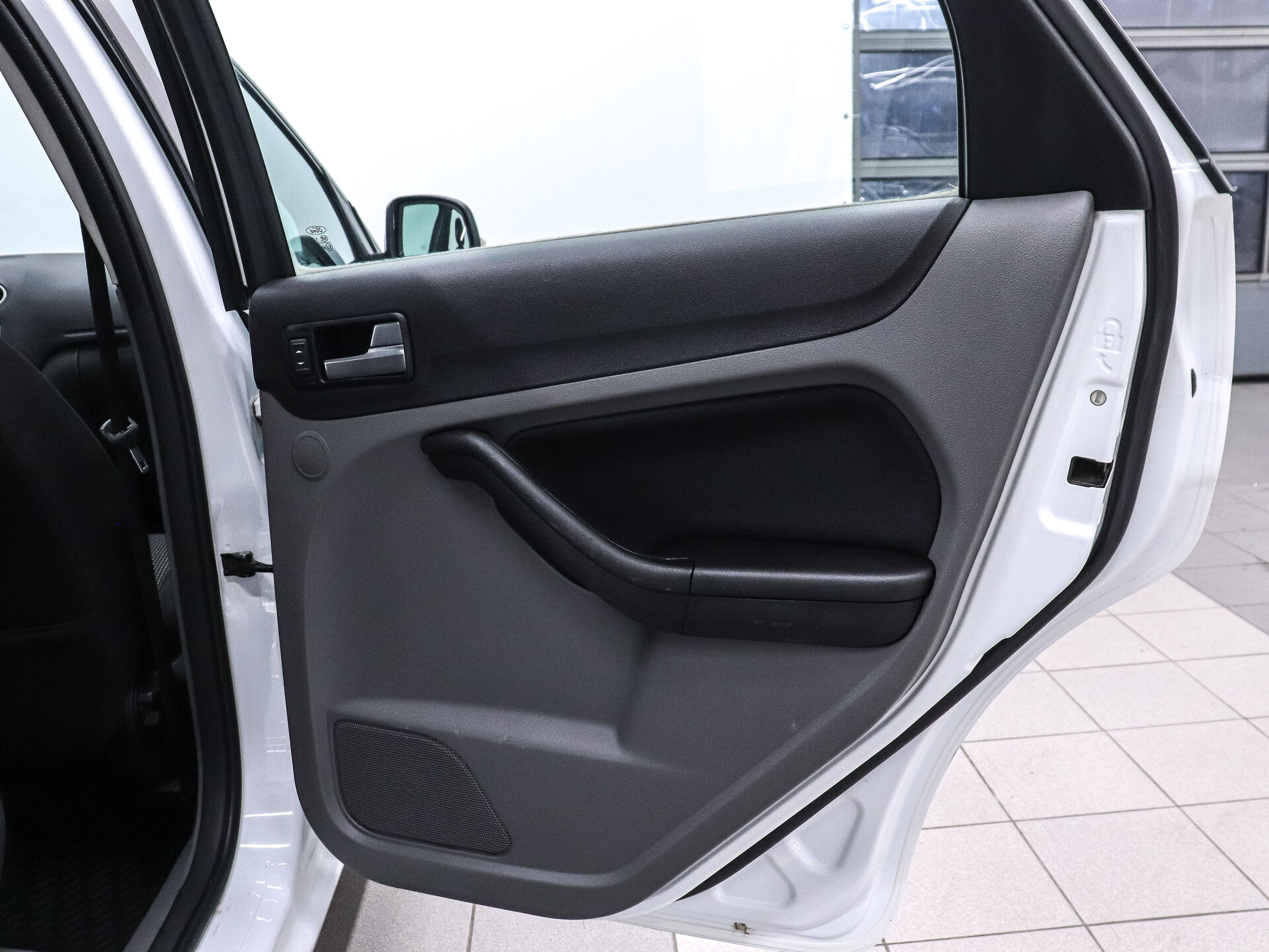 Ford Focus 2011 19