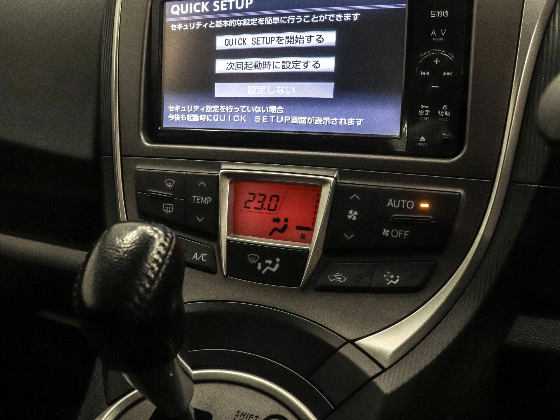 Toyota Ractis 2011 16