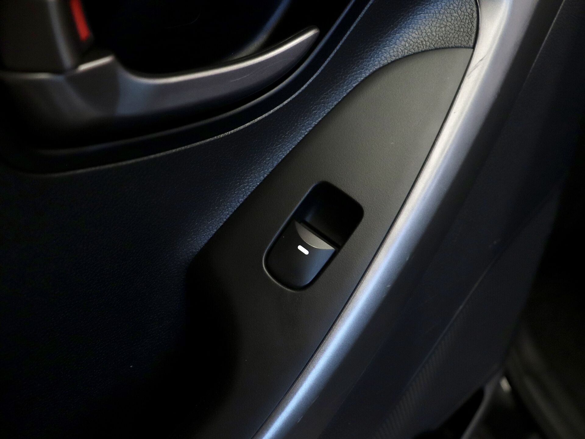 Hyundai Avante 2011 19