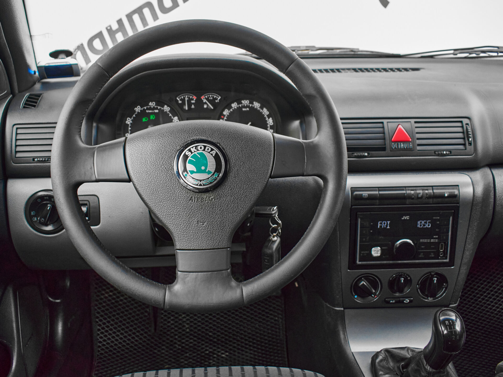 Купить Skoda Octavia 1.6 MT (102 л.с.), 2008 в Екатеренбурге