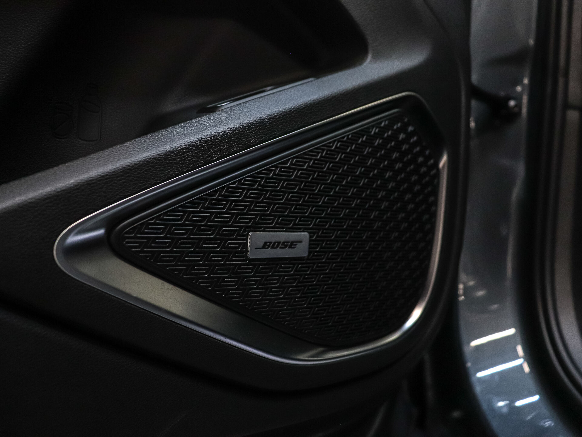 Geely Tugella 2023 9