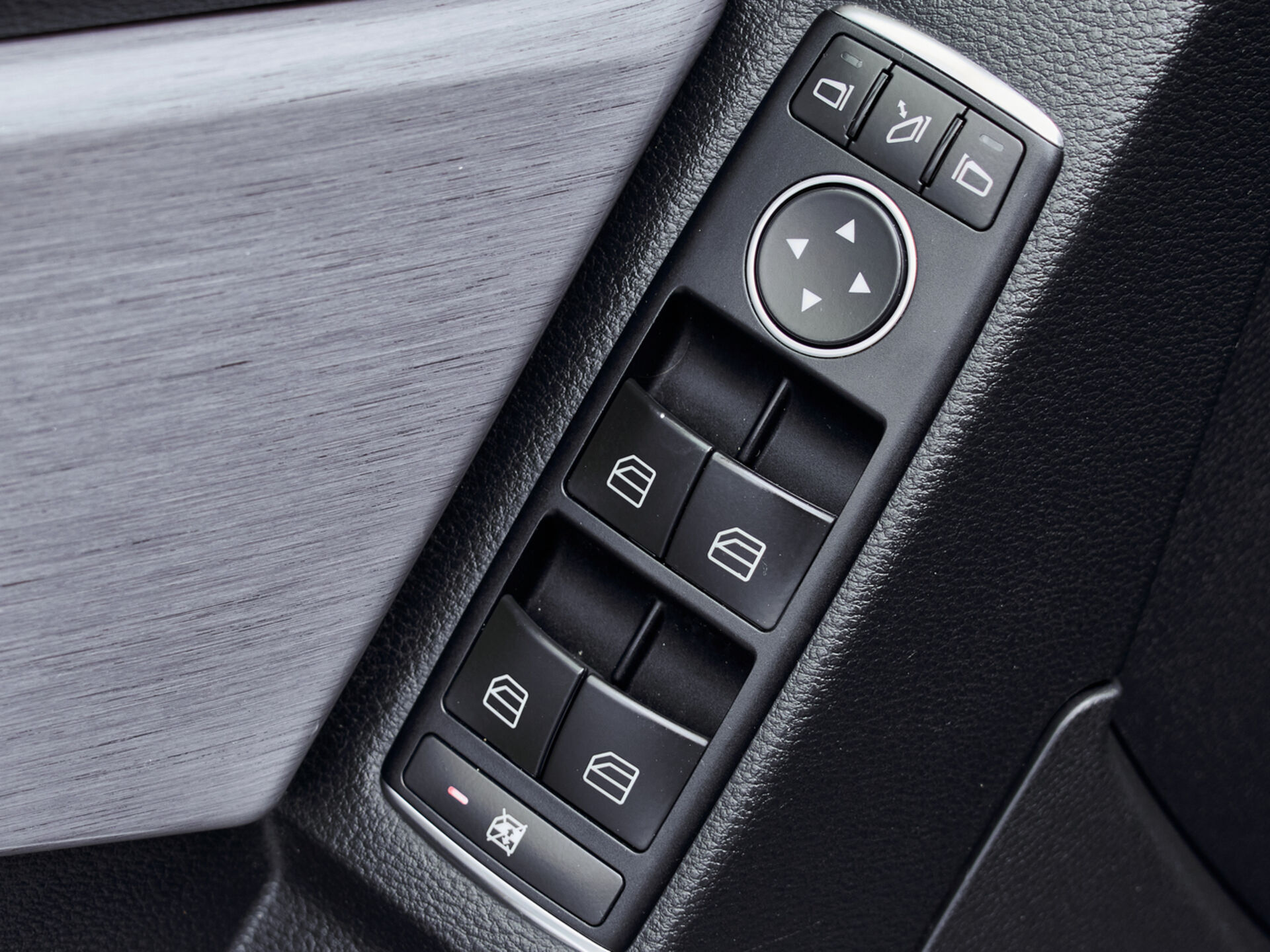 Купить Mercedes-Benz GLK-Класс 300 3.0 AT (231 л.с.) 4WD, 2011 в Екатеренбурге