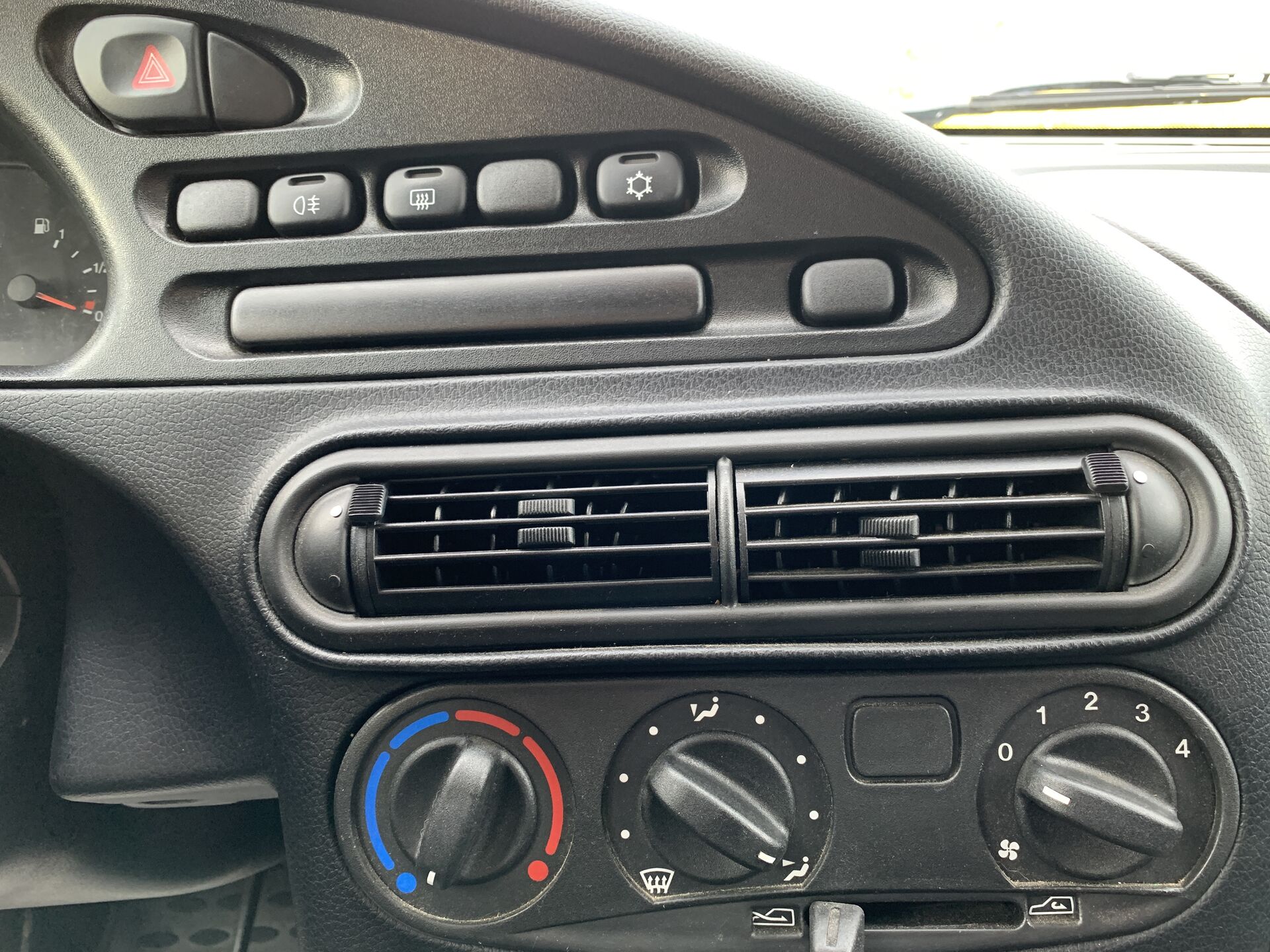 Chevrolet Niva GLC 2012 г.в., 69 700 км.