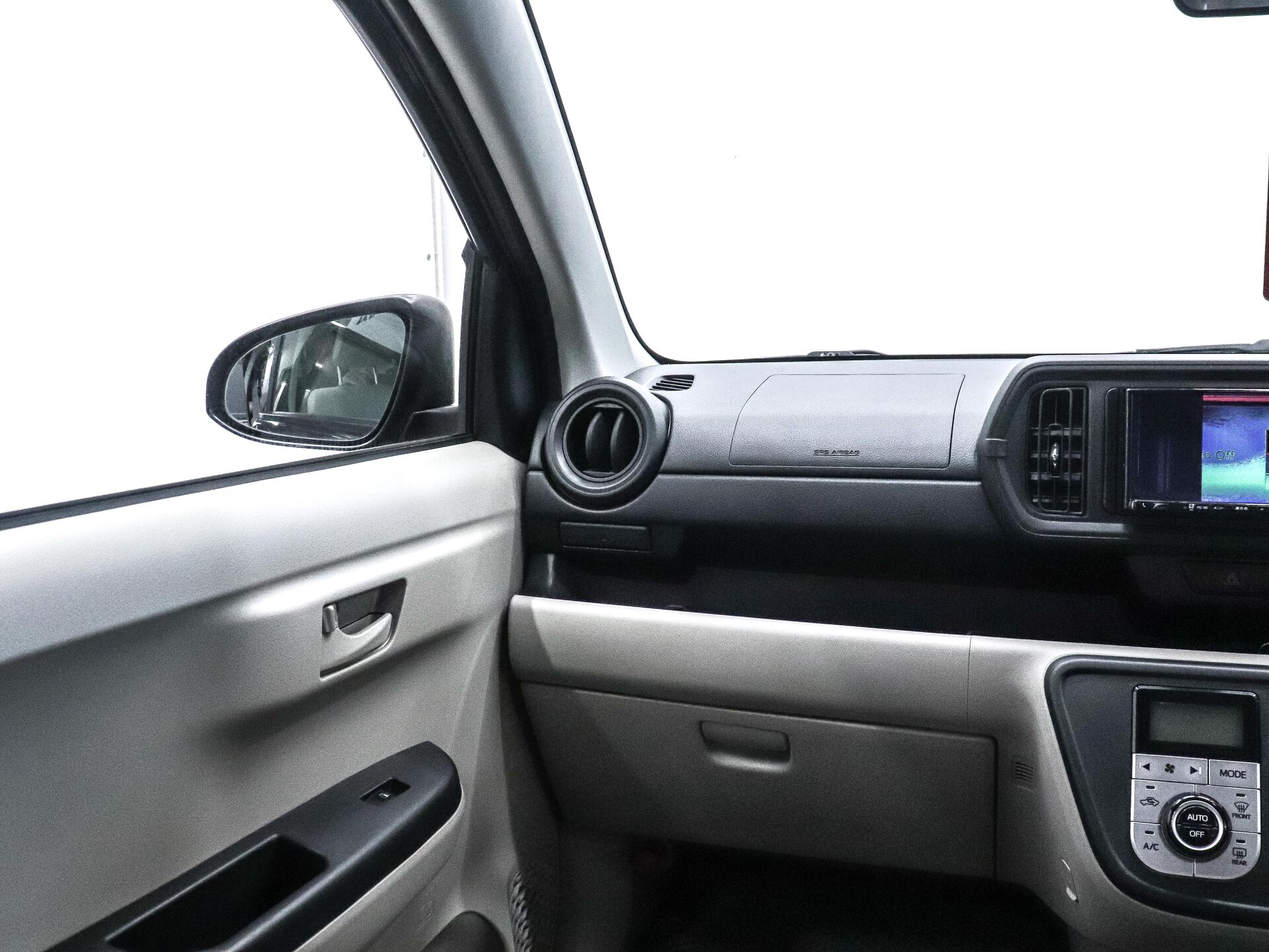 Toyota Passo 2017 16