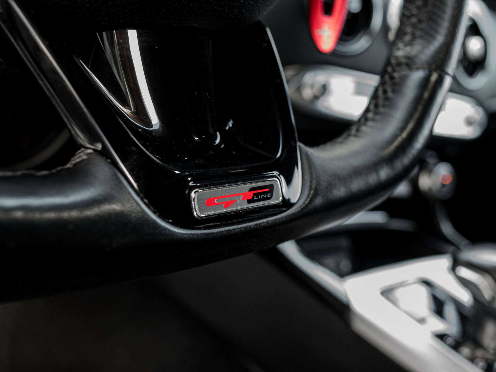 Купить Kia Stinger 2.0 AT (247 л.с.) 4WD, 2018 в Екатеренбурге