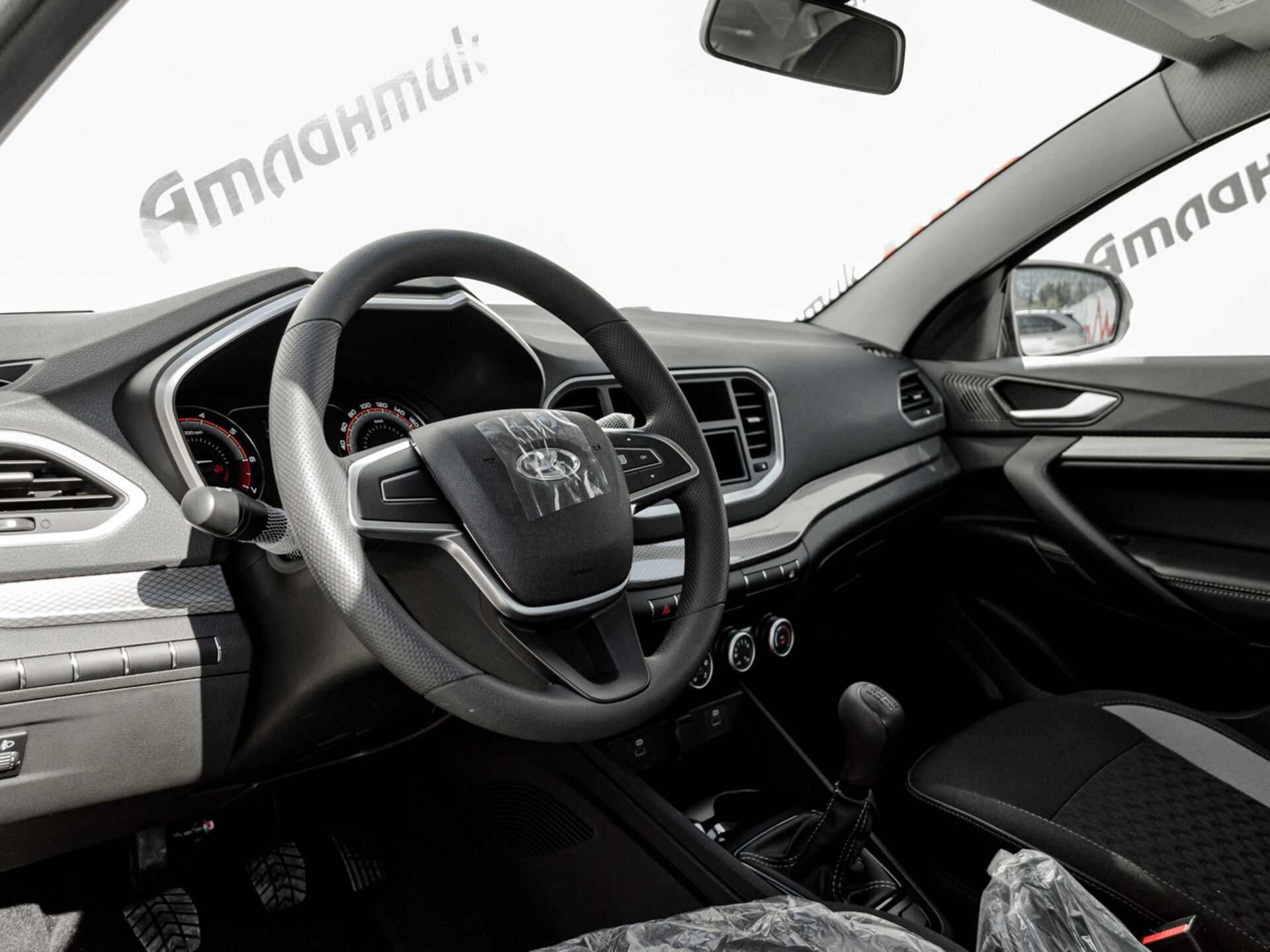 Купить Lada (ВАЗ) Vesta 1.6 MT (106 л.с.), 2025 в Екатеренбурге