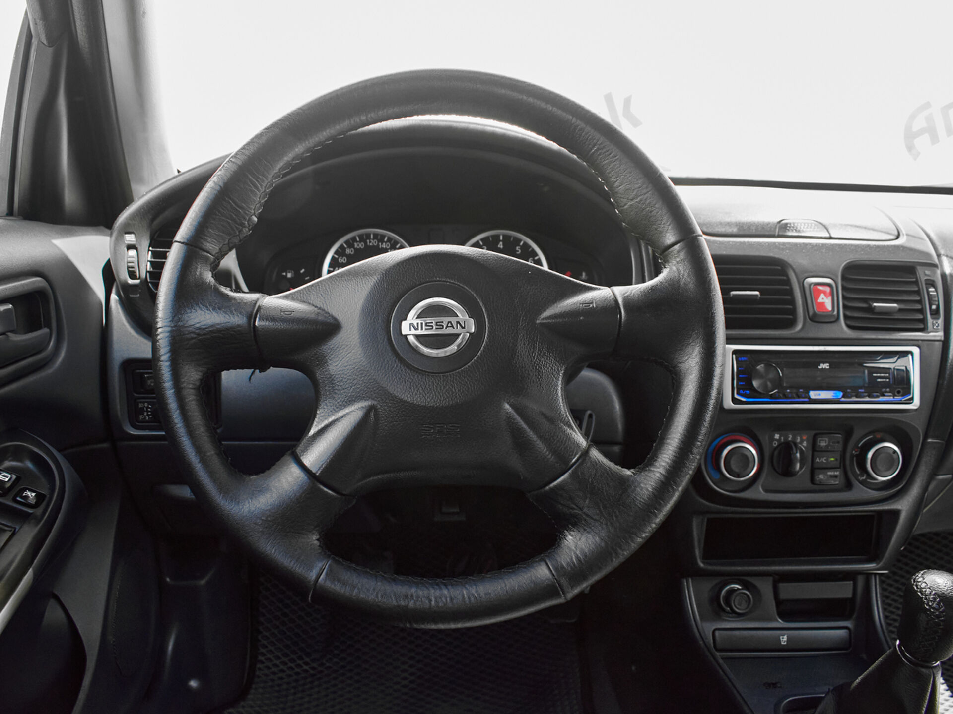 Купить Nissan Almera 1.8 MT (116 л.с.), 2004 в Екатеренбурге