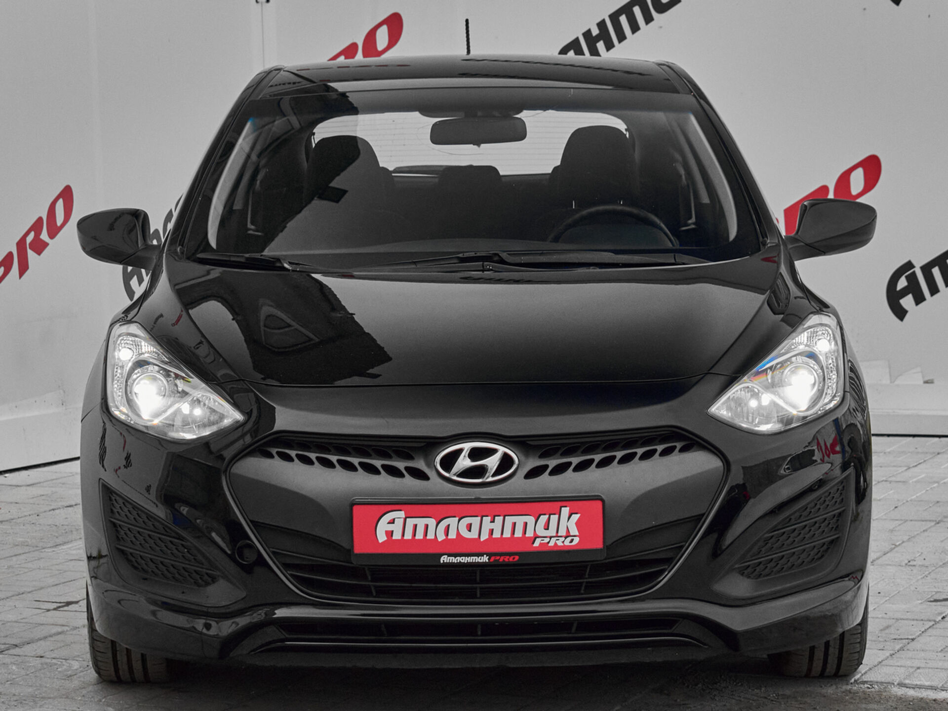 Купить Hyundai i30 1.4 MT (100 л.с.), 2013 в Екатеренбурге