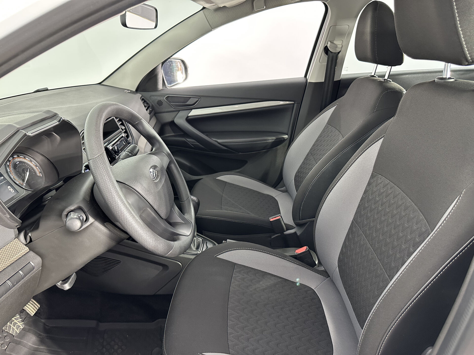 Lada Vesta Life 2023 г.в., 27 000 км.