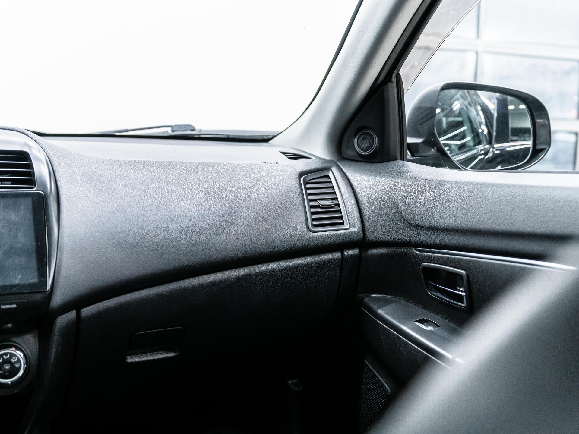 Mitsubishi ASX 2013 19