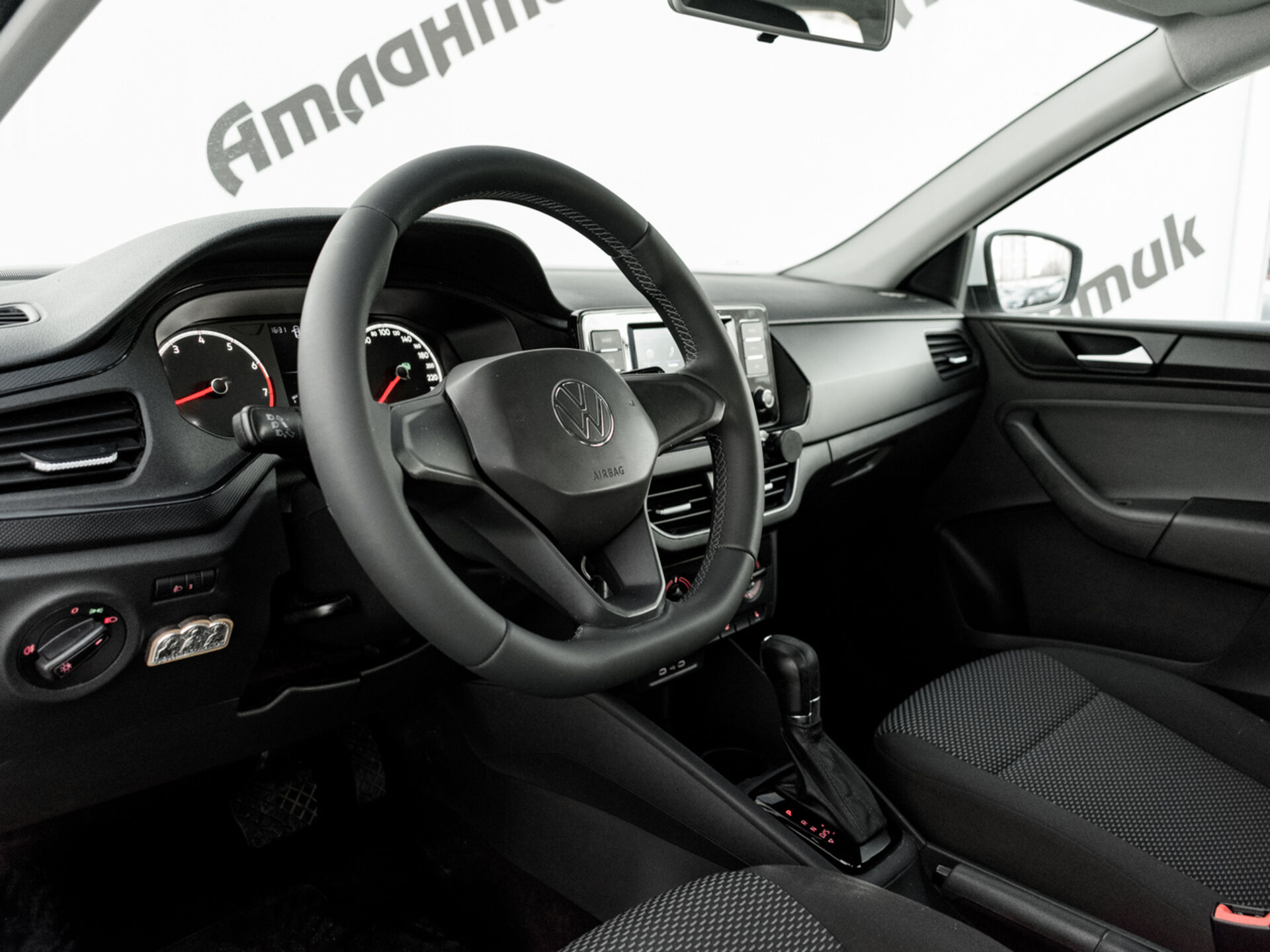 Купить Volkswagen Polo 1.6 AT (110 л.с.), 2021 в Екатеренбурге