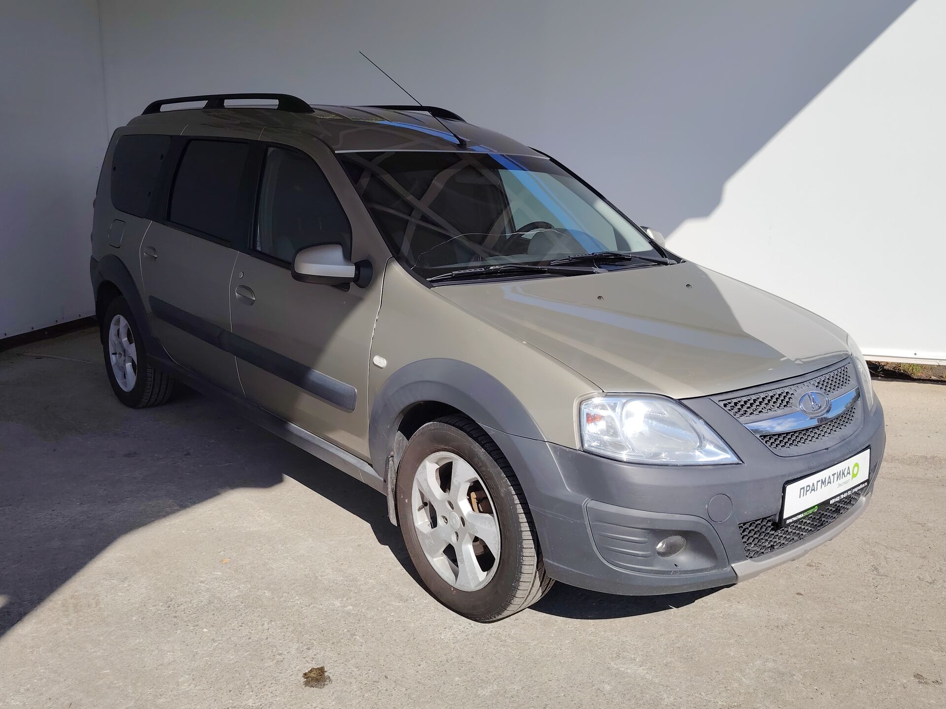Lada Largus None 2016 г.в., 175 685 км.