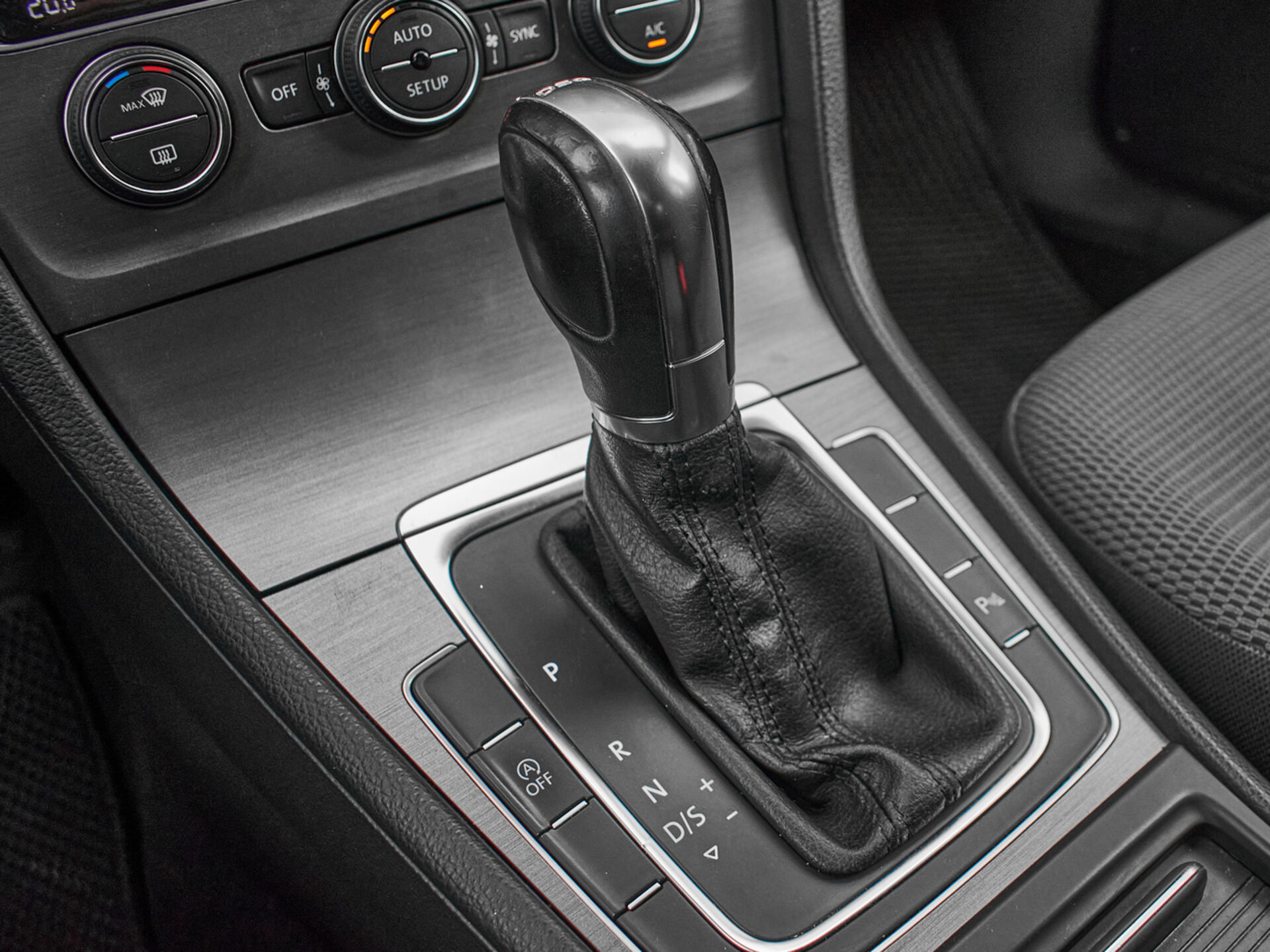 Купить Volkswagen Golf 1.4 AMT (122 л.с.), 2013 в Екатеренбурге