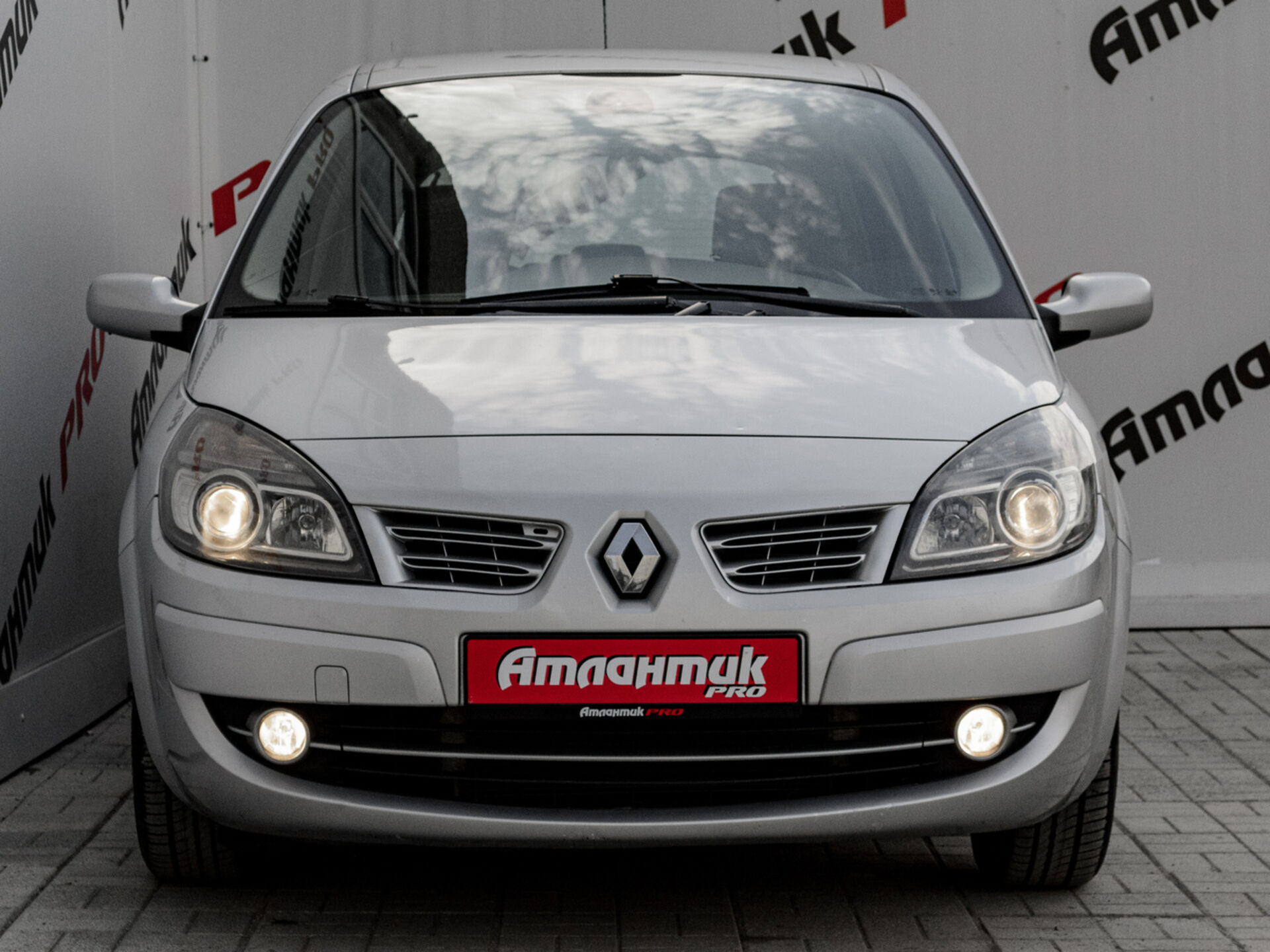 Купить Renault Scenic 1.5d MT (105 л.с.), 2008 в Екатеренбурге