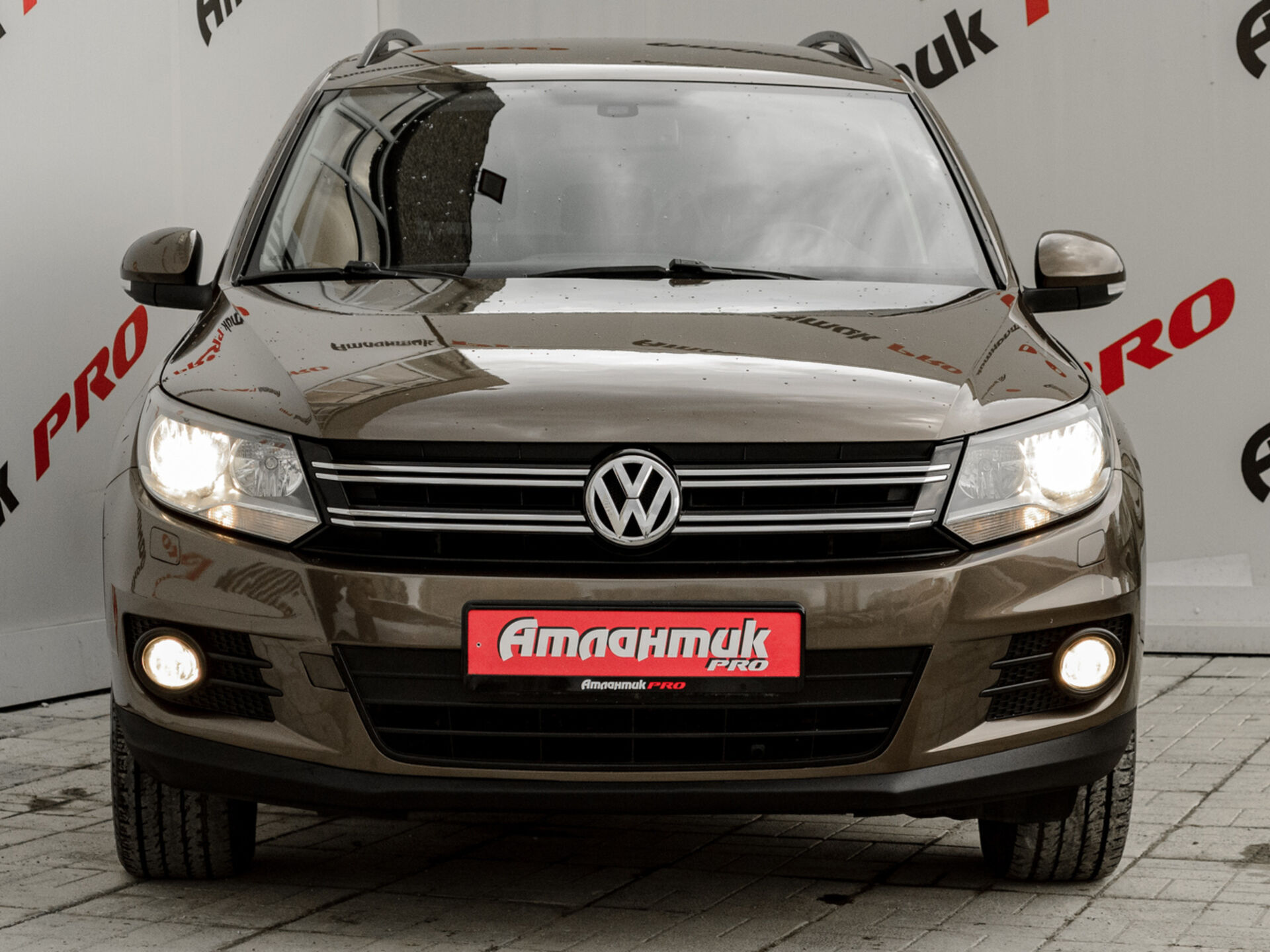 Купить Volkswagen Tiguan 1.4 AMT (150 л.с.), 2015 в Екатеренбурге