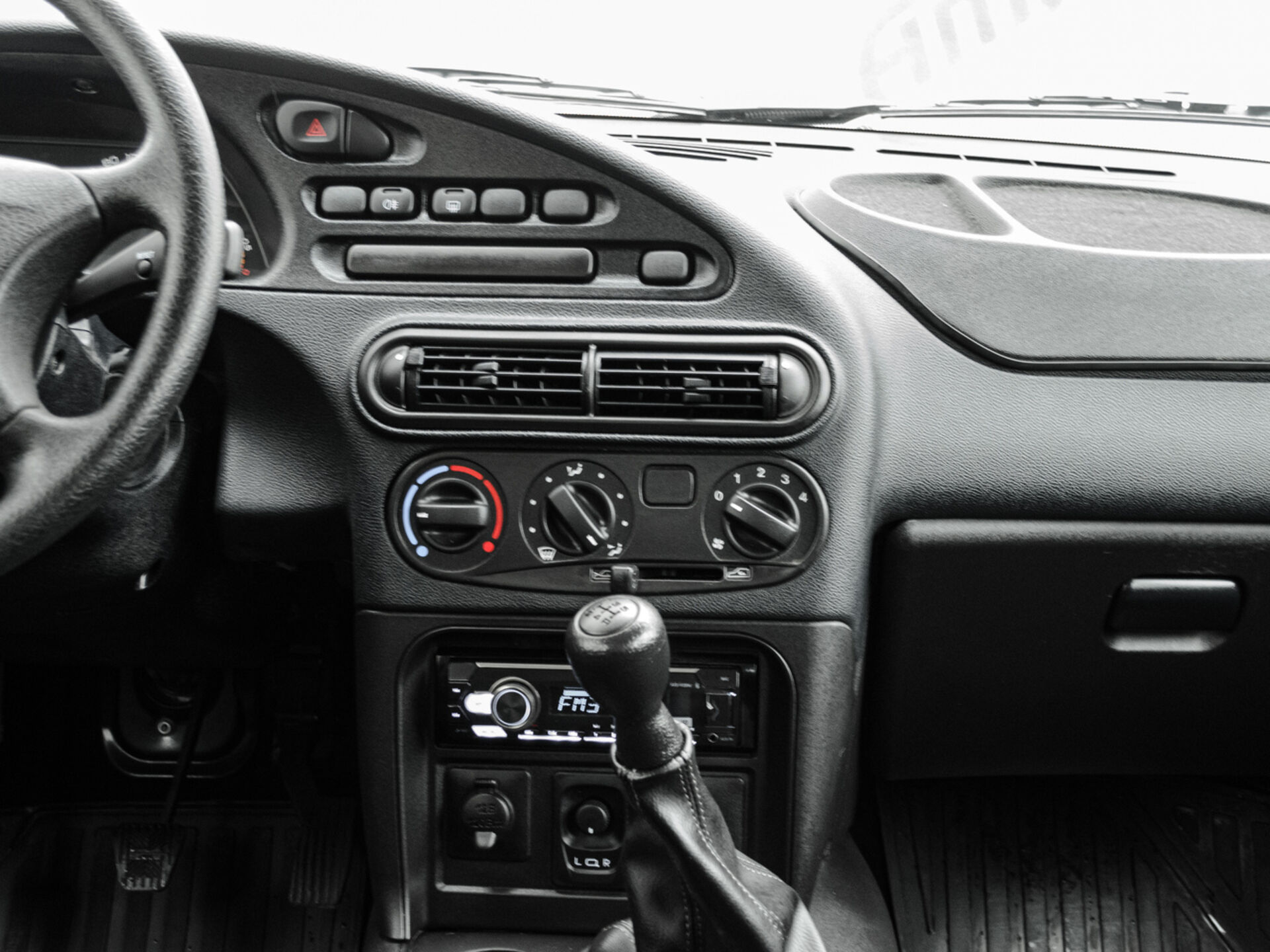 Купить Lada (ВАЗ) Niva 1.7 MT (83 л.с.) 4WD, 2024 в Екатеренбурге