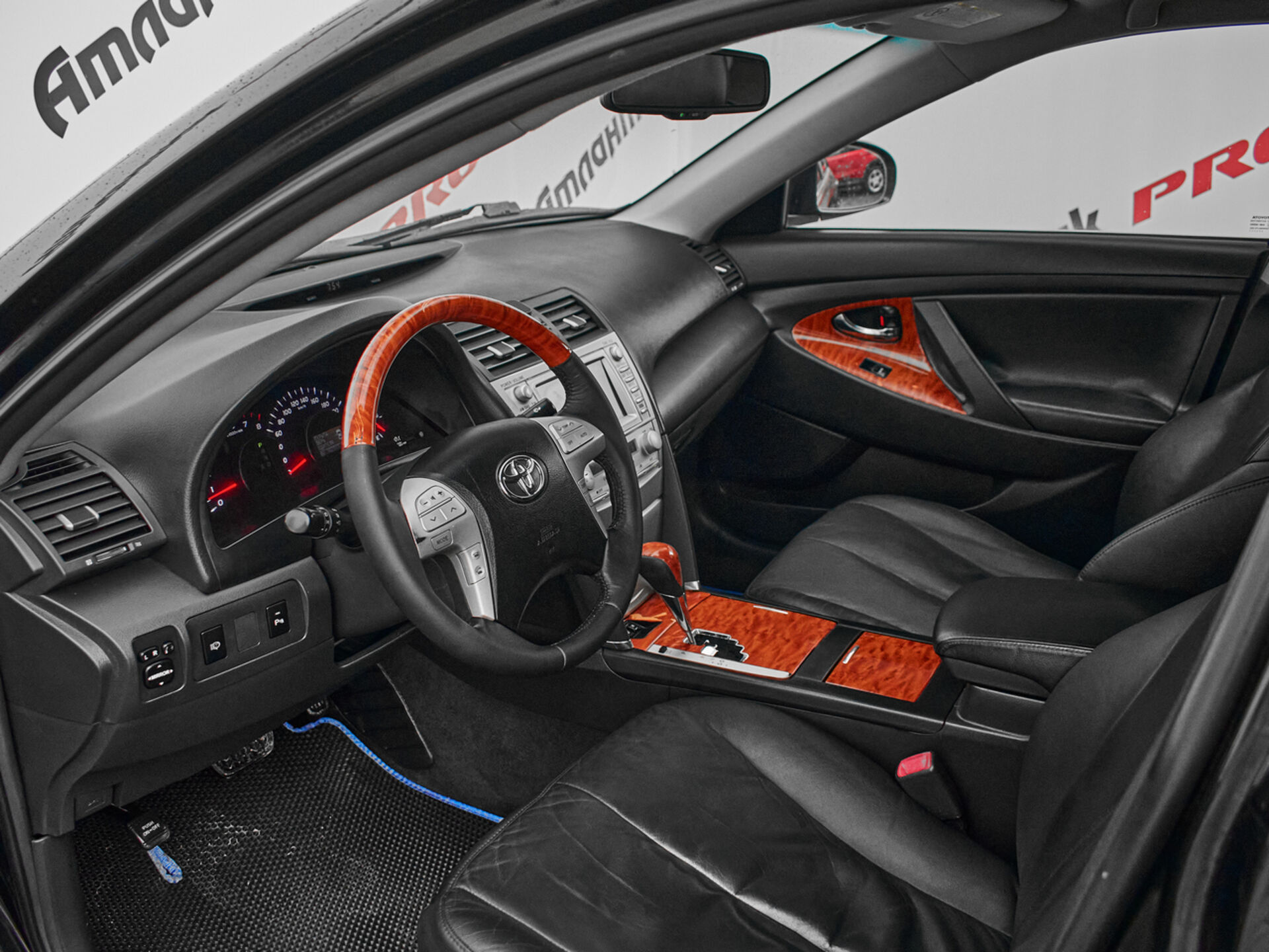 Купить Toyota Camry 3.5 AT (277 л.с.), 2011 в Екатеренбурге