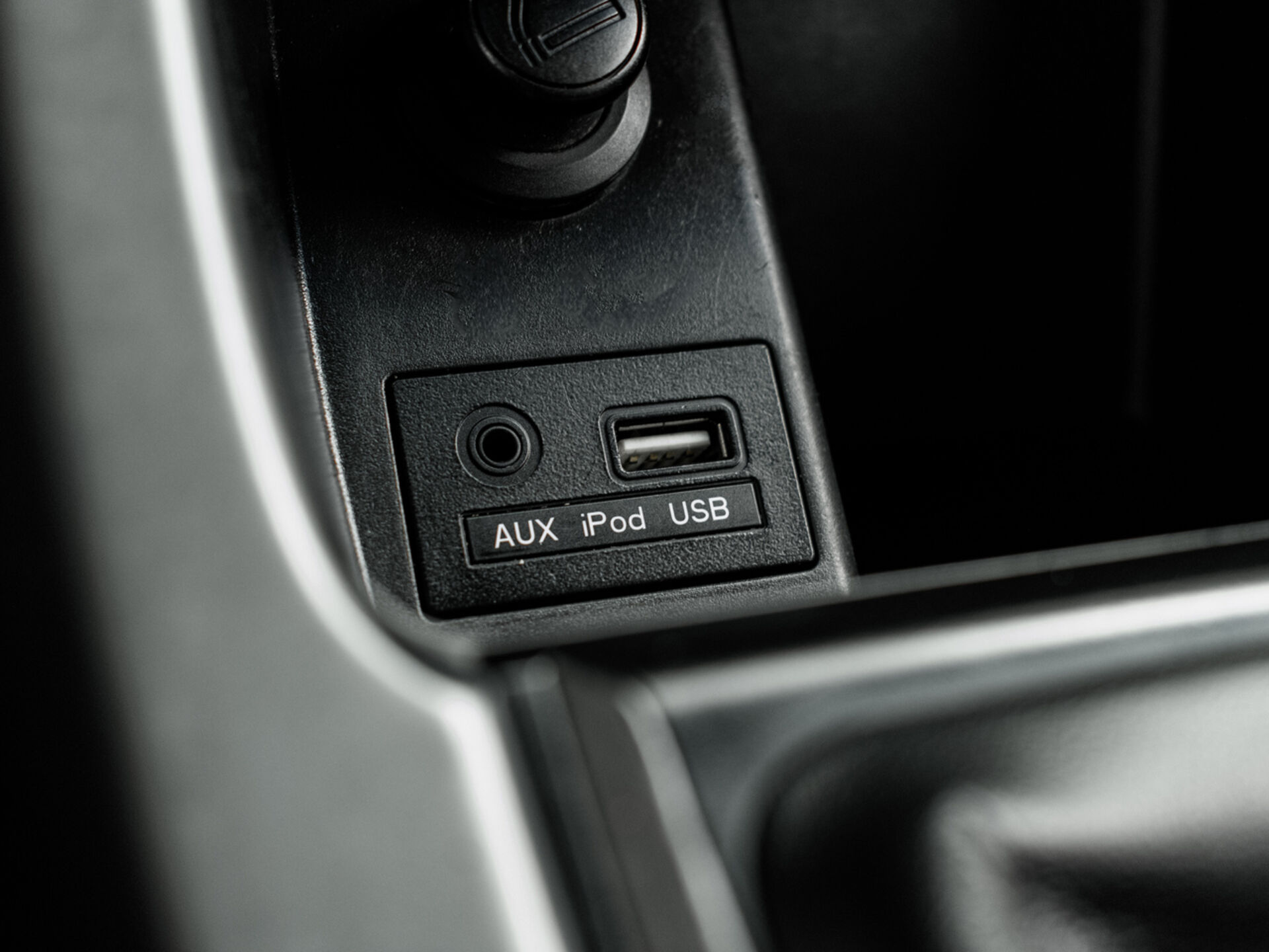 Купить Hyundai Elantra 1.6 MT (132 л.с.), 2015 в Екатеренбурге