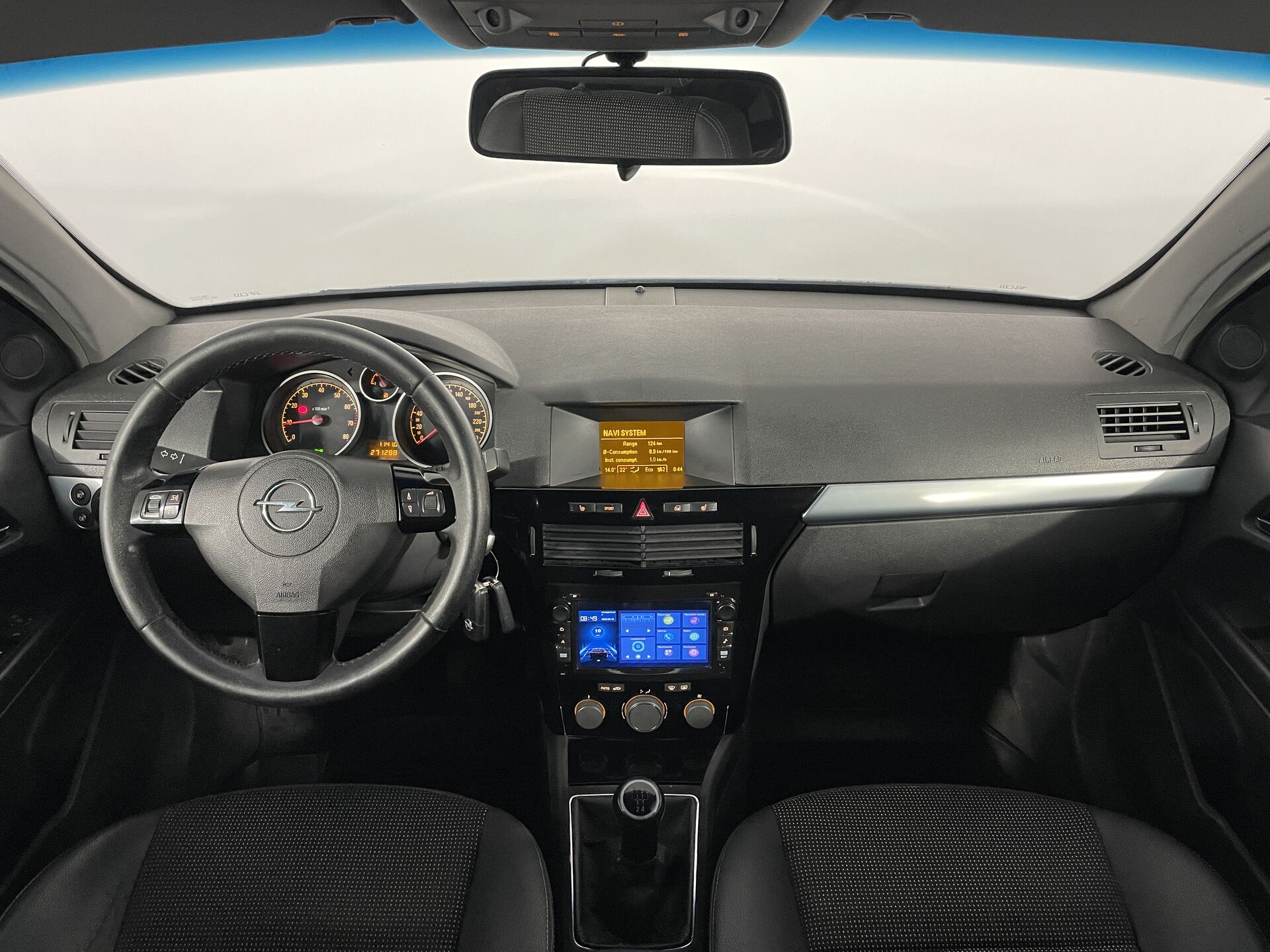 Opel Astra None 2008 г.в., 271 286 км.