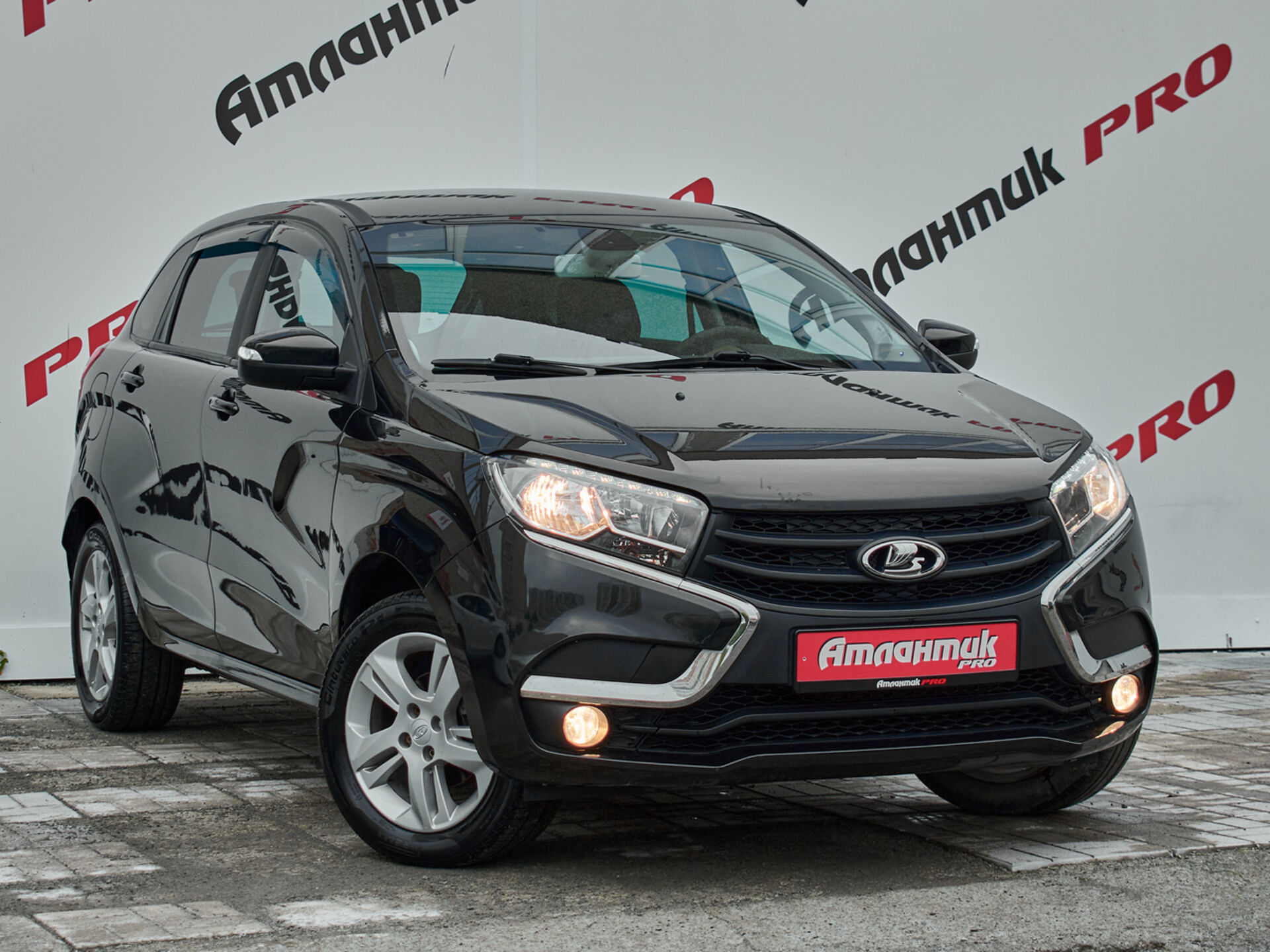 Купить Lada (ВАЗ) XRAY 1.6 MT (106 л.с.), 2017 в Екатеренбурге