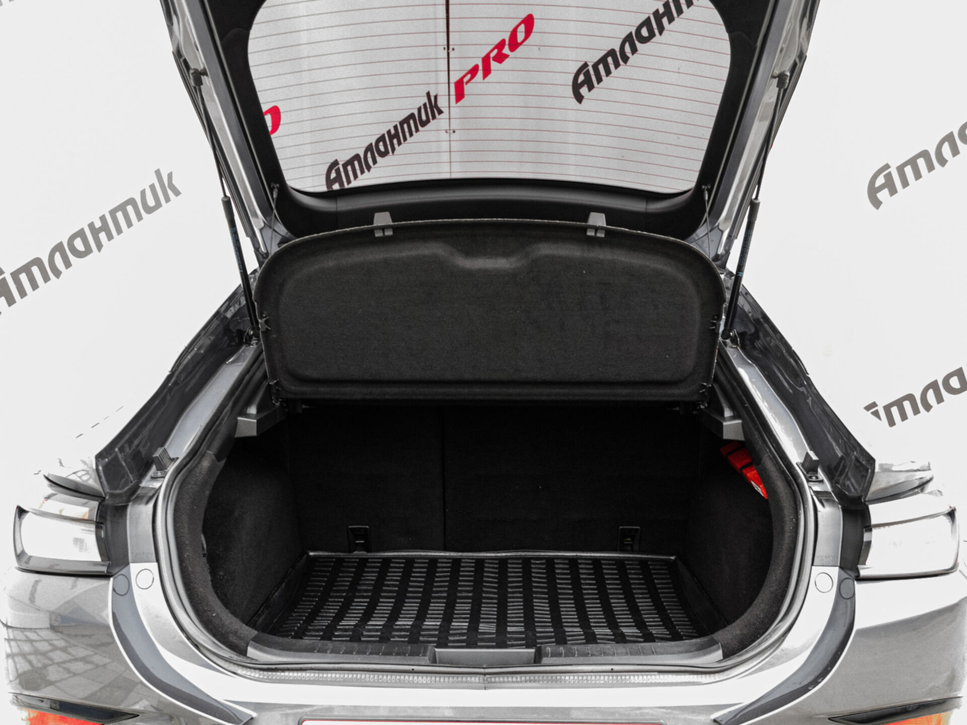 Купить JAC J7 1.5 CVT (136 л.с.), 2023 в Екатеренбурге