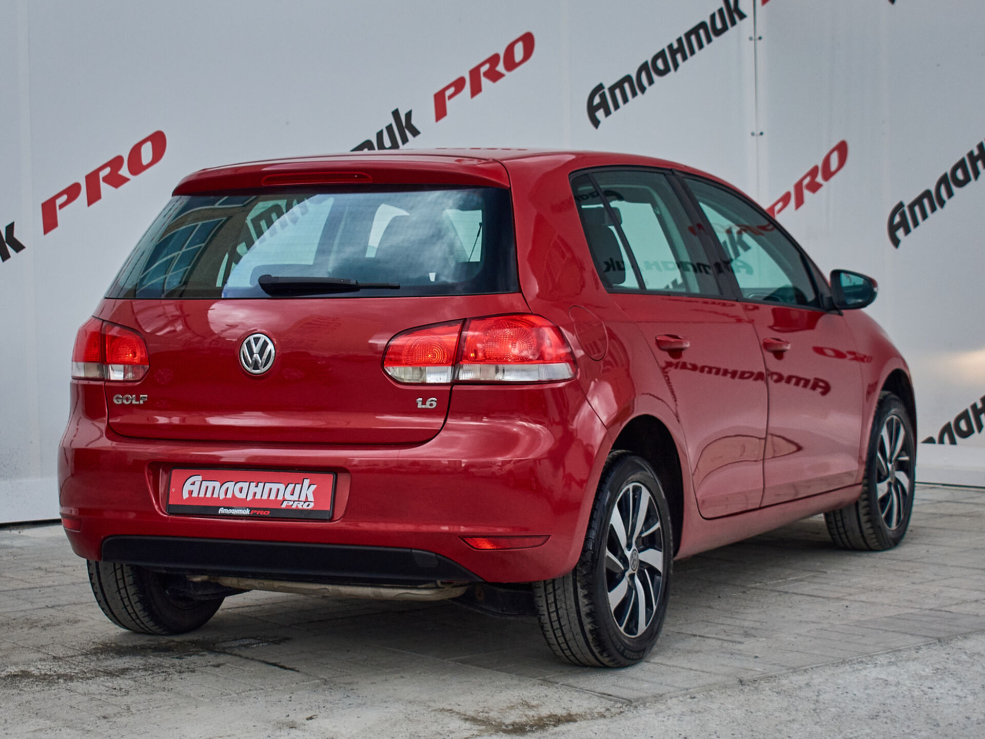 Купить Volkswagen Golf 1.6 AMT (102 л.с.), 2010 в Екатеренбурге