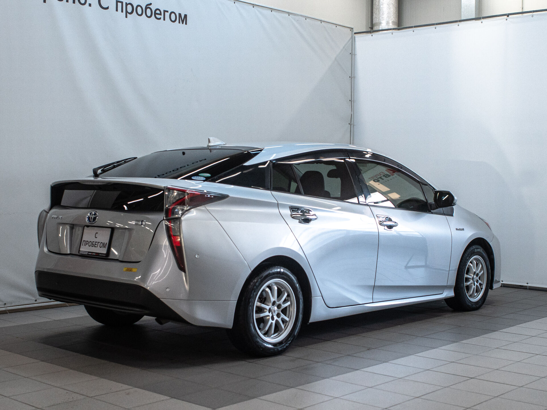 Toyota Prius 2016 8
