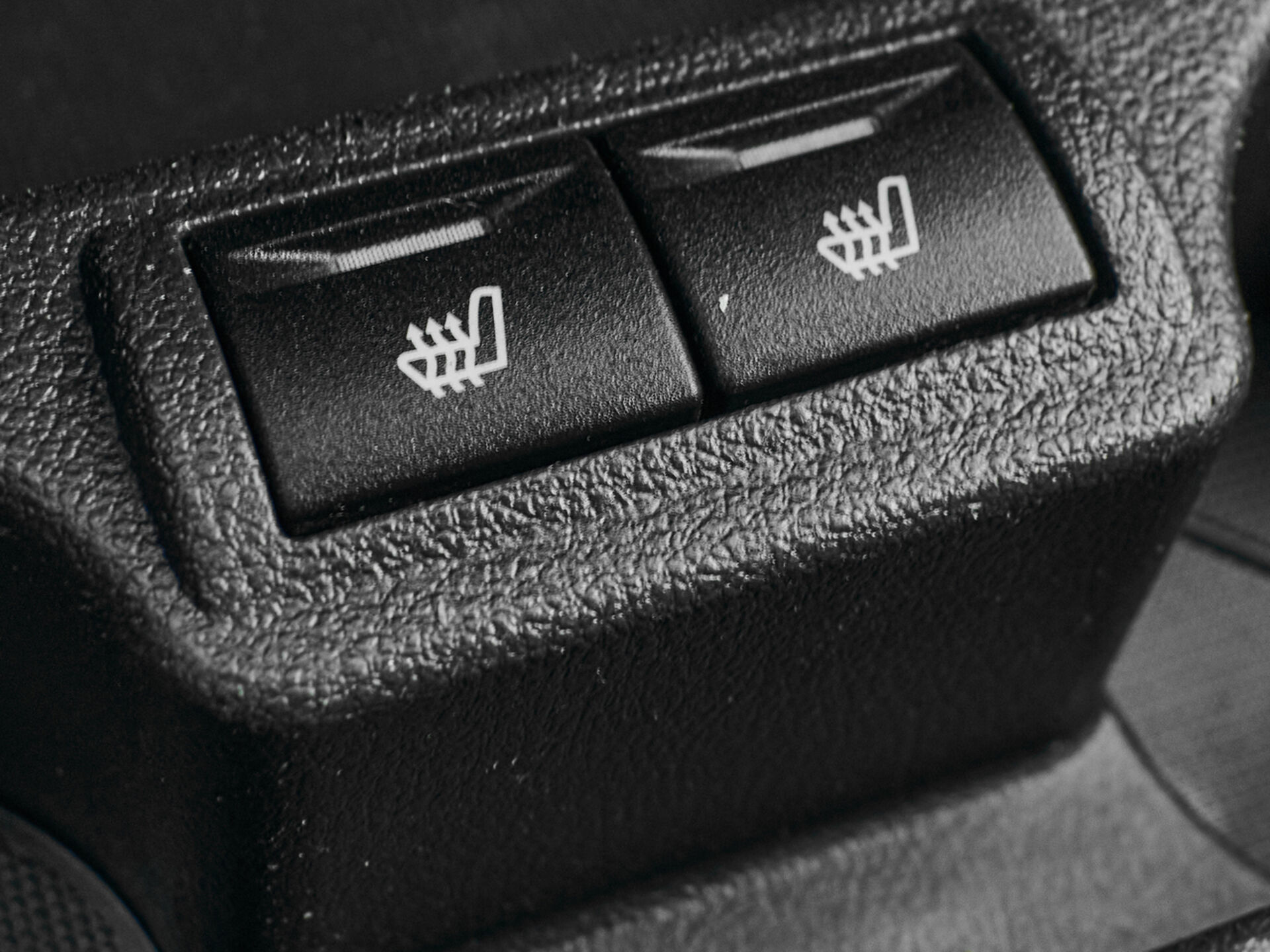 Купить Lada (ВАЗ) Granta 1.6 AT (98 л.с.), 2014 в Екатеренбурге