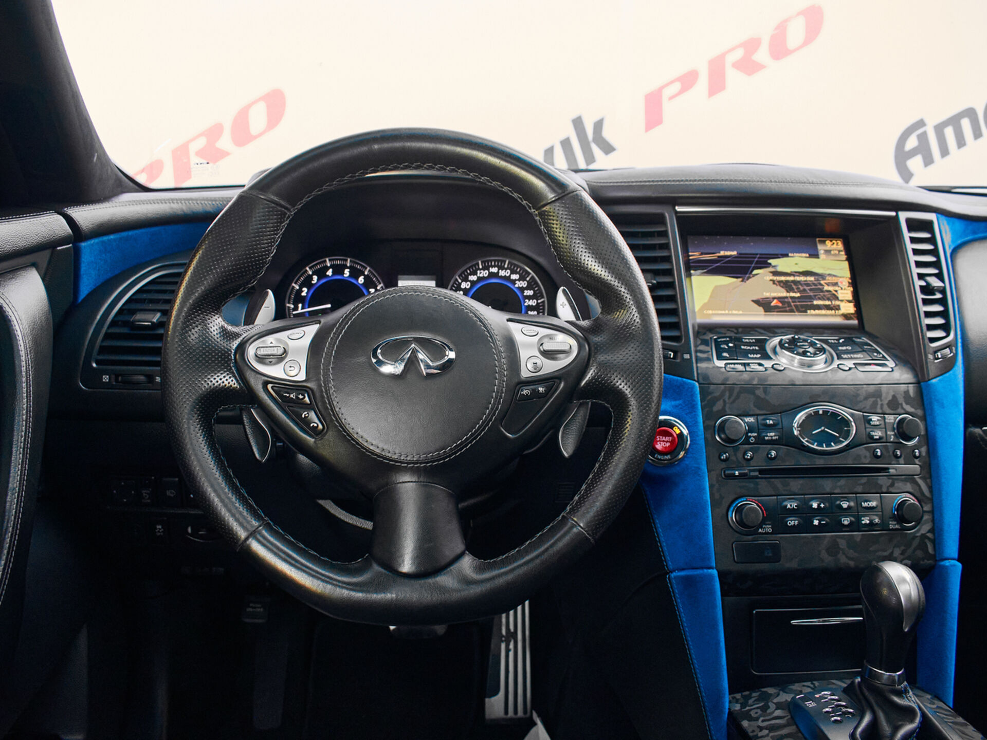Купить Infiniti FX FX37 3.7 AT (333 л.с.) 4WD, 2013 в Екатеренбурге