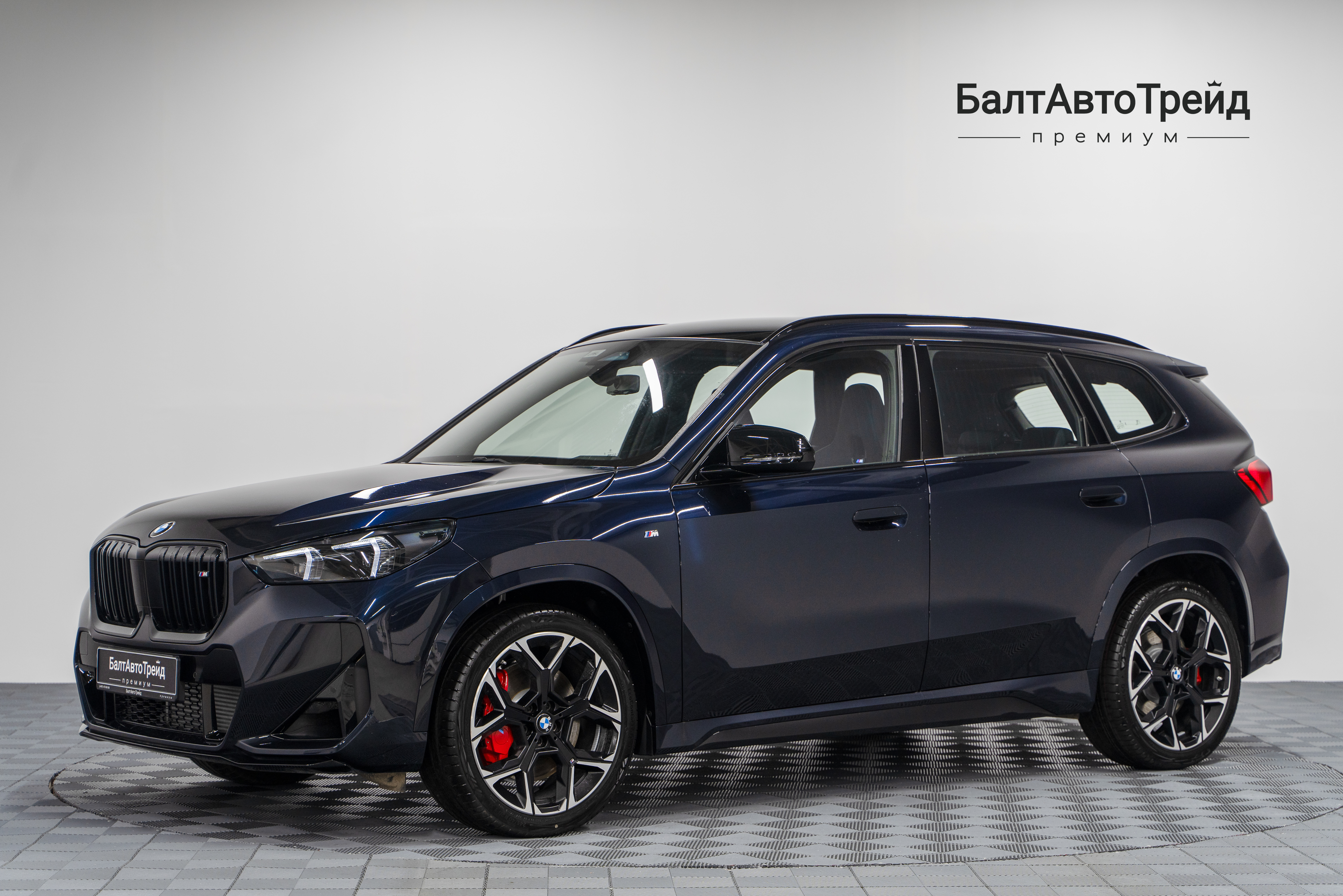 Автомобиль BMW X1 M35Li 2.0 AMT (300 л.с.) 4WD - 1