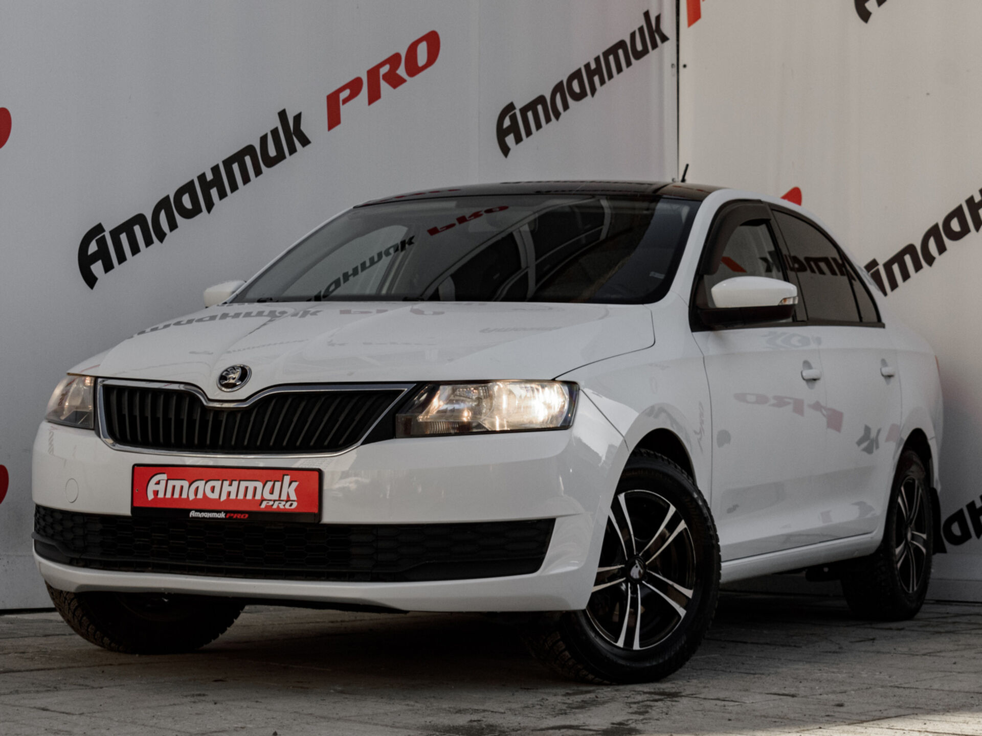 Купить Skoda Rapid 1.6 AT (110 л.с.), 2017 в Екатеренбурге