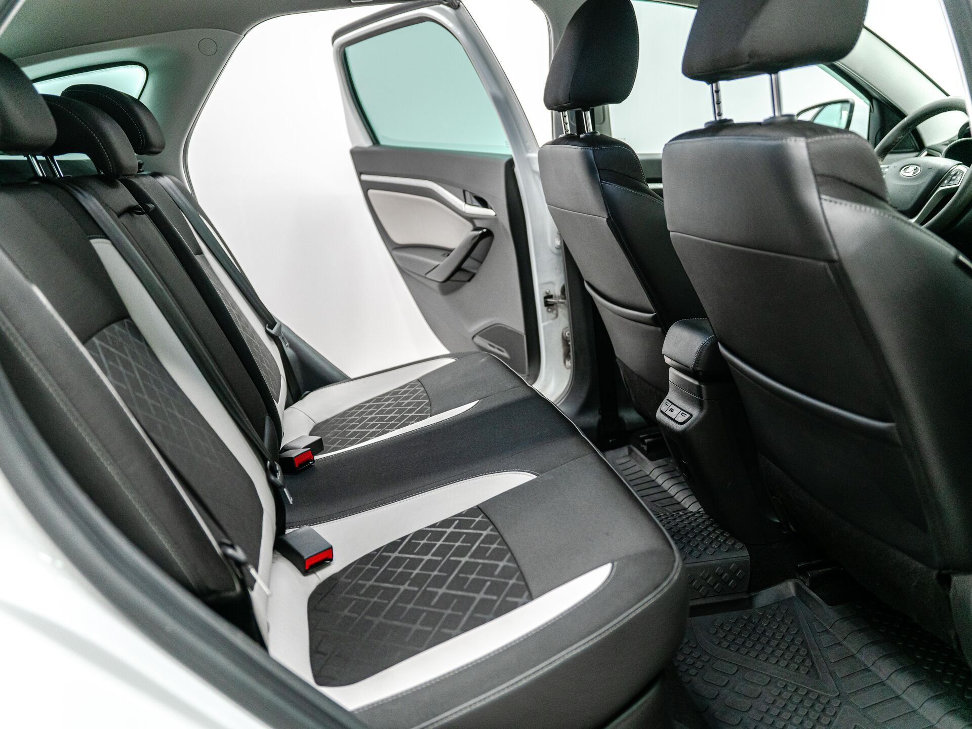 LADA (ВАЗ) Vesta 2021 26