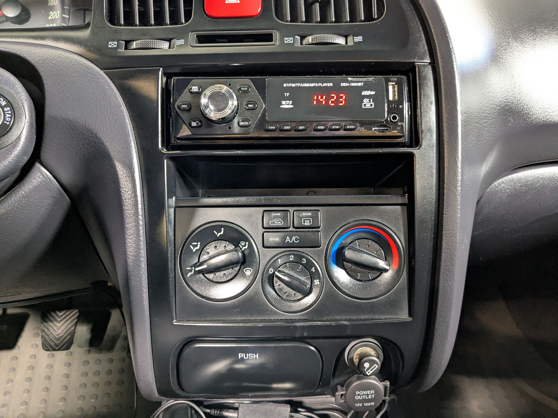 Hyundai Elantra Hyundai Elantra