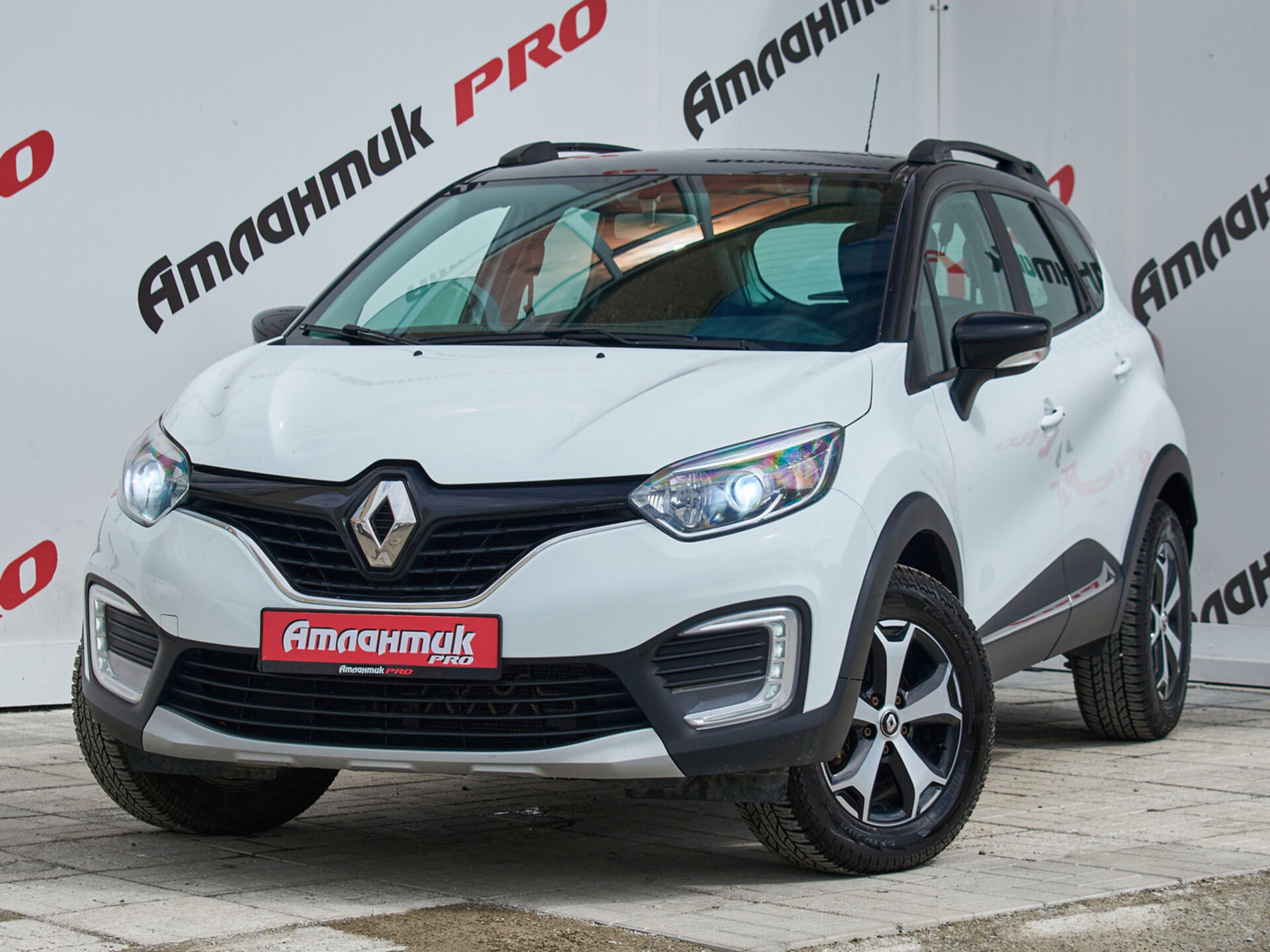 Купить Renault Kaptur 2.0 AT (143 л.с.) 4WD, 2018 в Екатеренбурге
