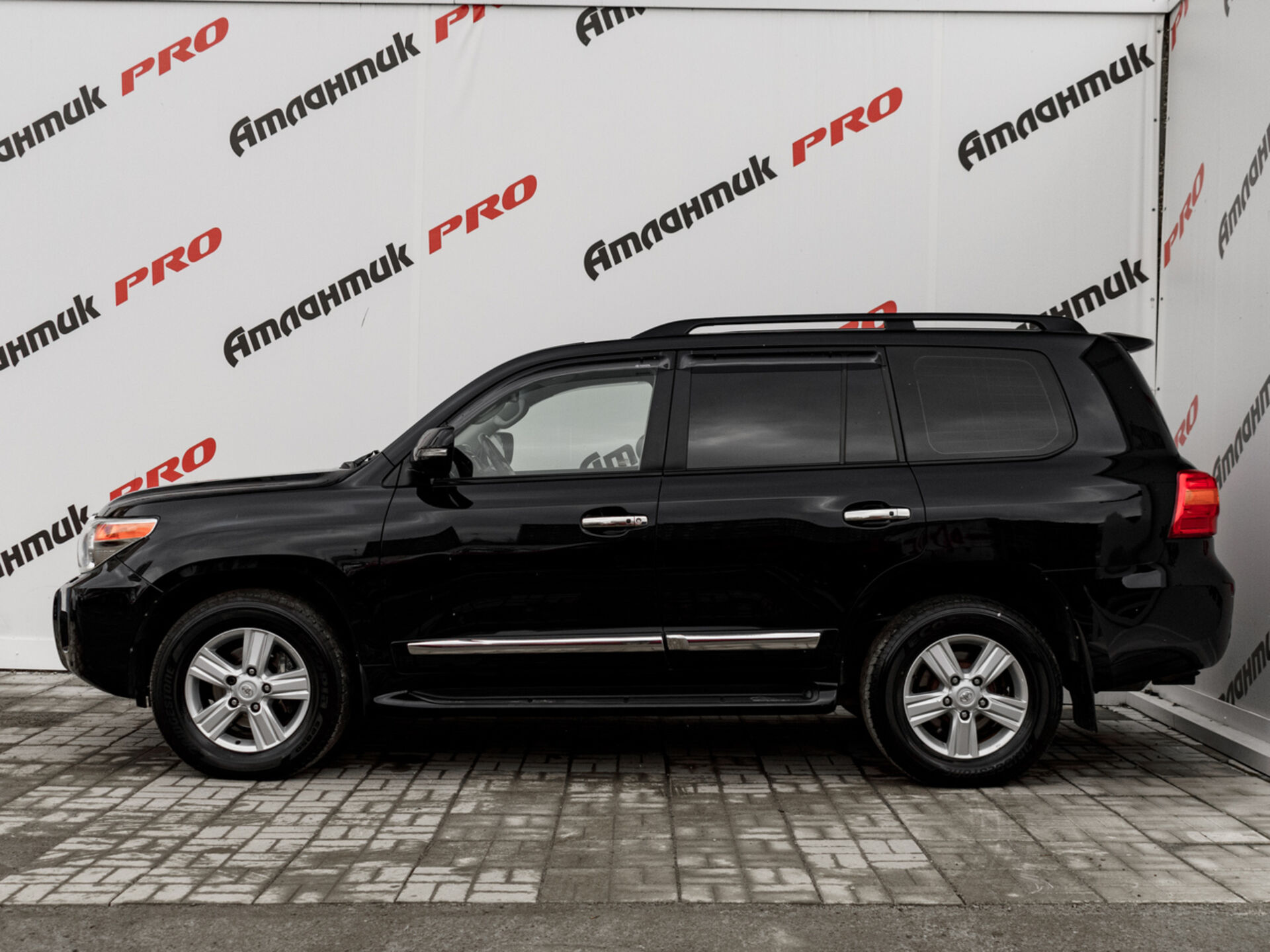 Купить Toyota Land Cruiser 4.5d AT (235 л.с.) 4WD, 2013 в Екатеренбурге