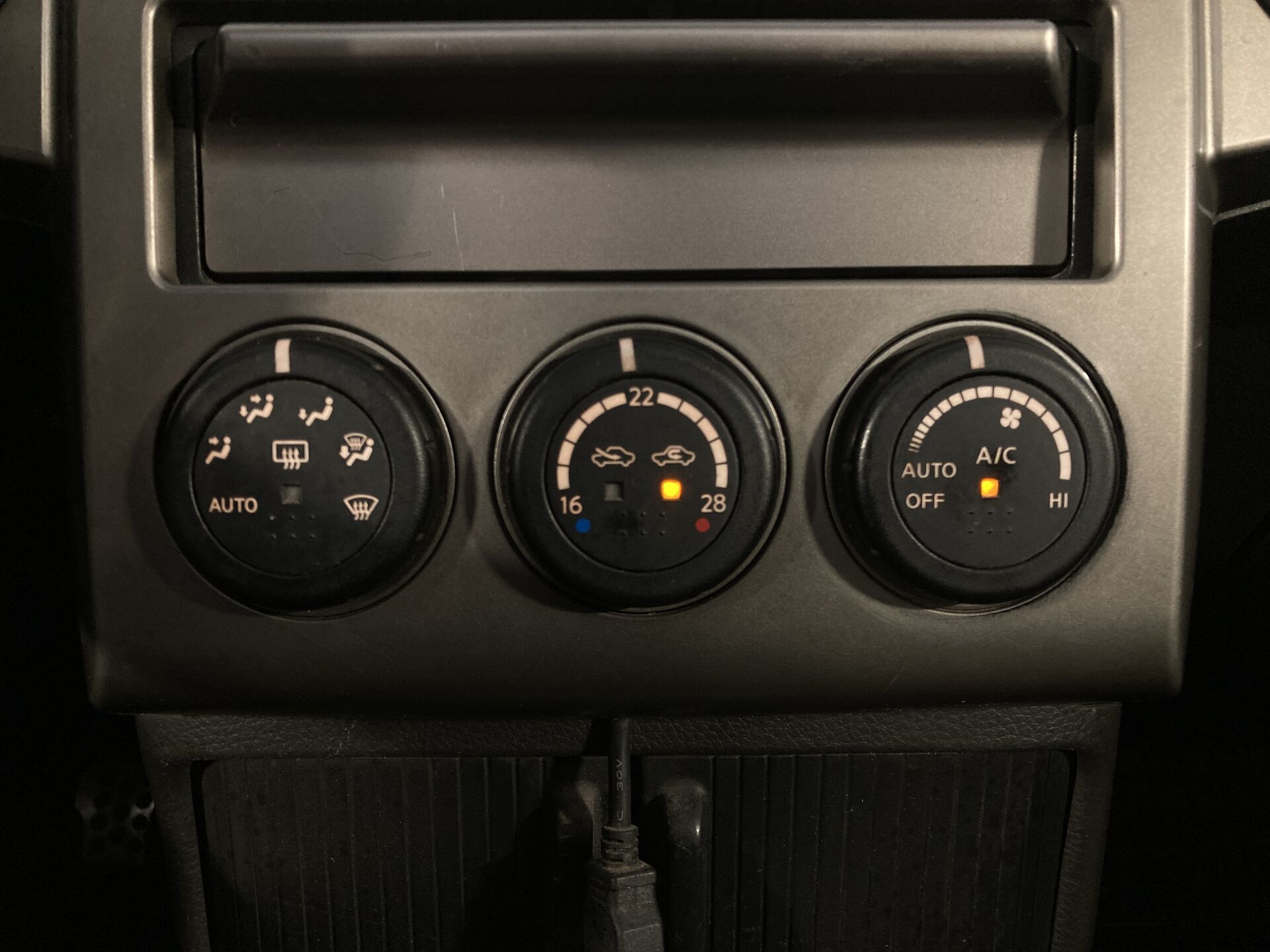 Nissan X-Trail None 2006 г.в., 321 575 км.