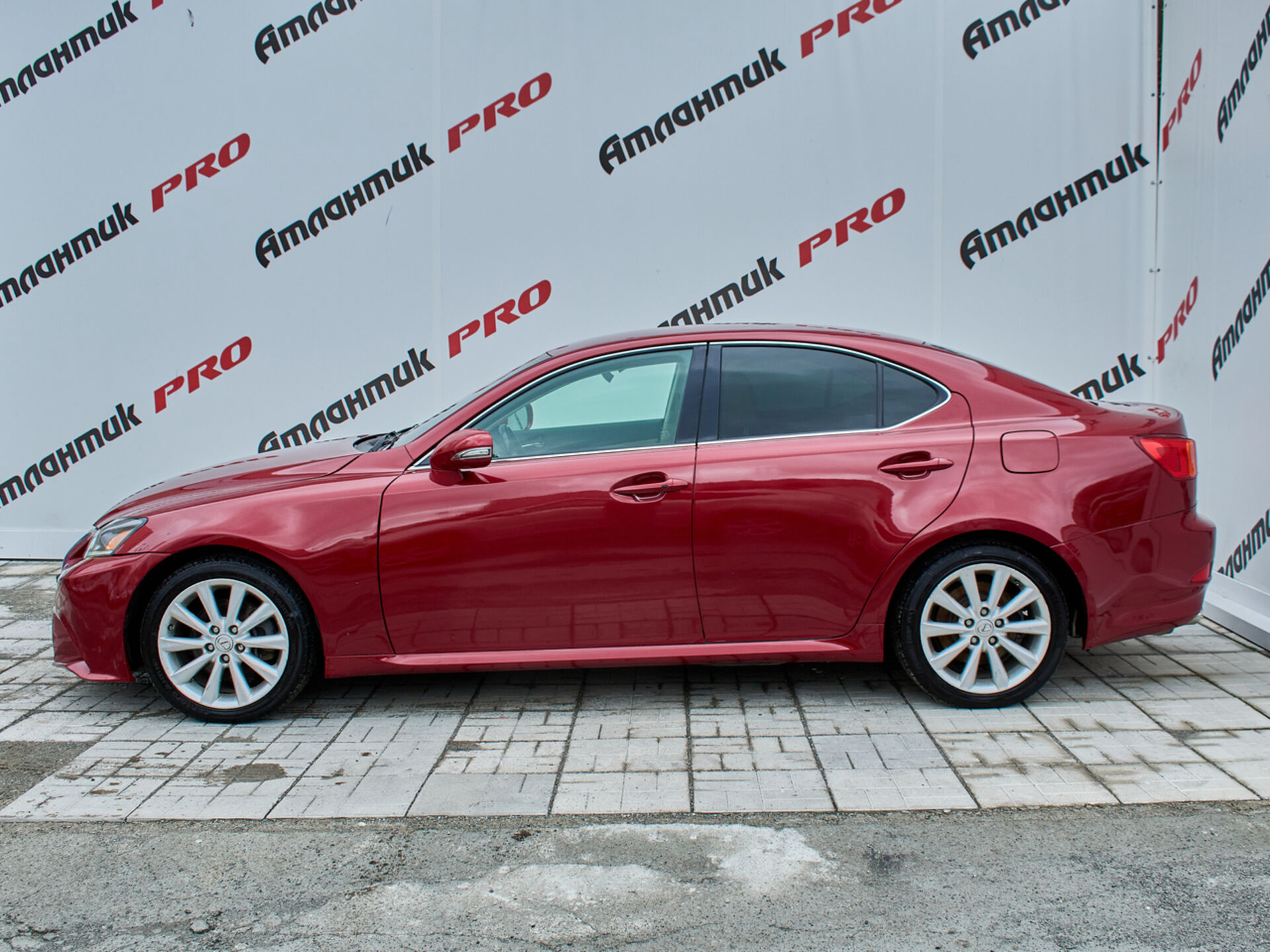 Купить Lexus IS 250 2.5 AT (208 л.с.), 2010 в Екатеренбурге