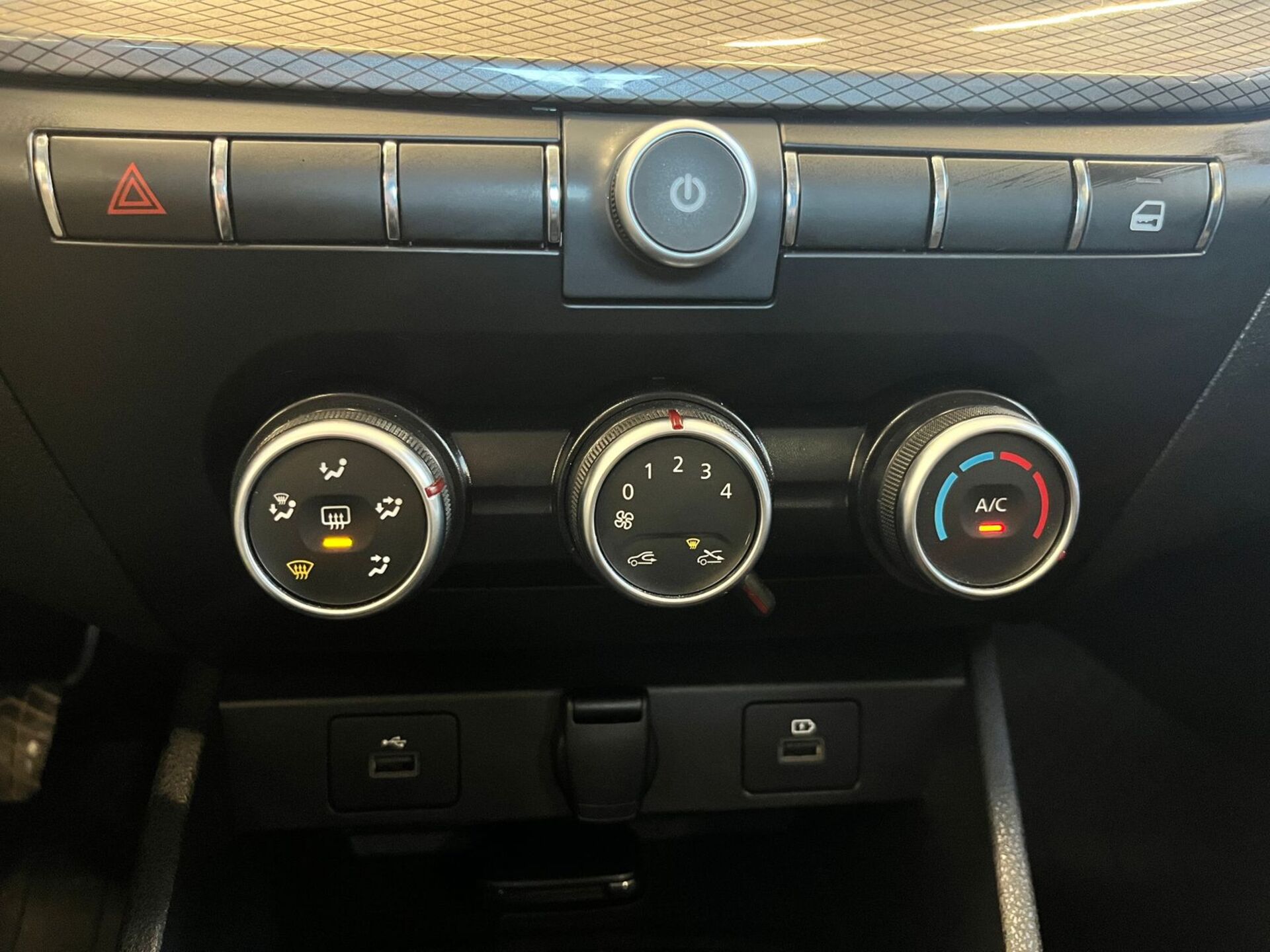 Lada Vesta Life 2023 г.в., 44 000 км.