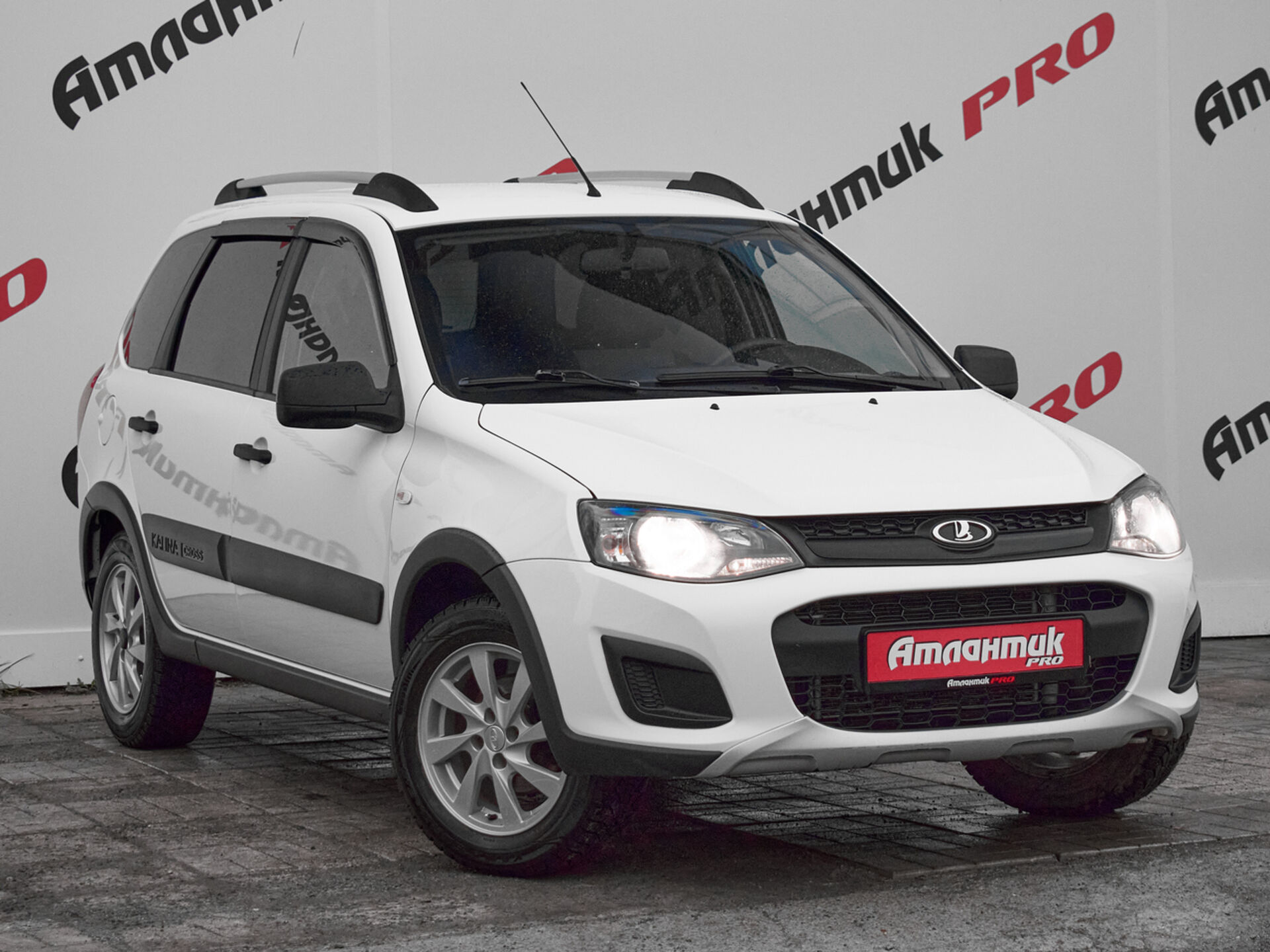 Купить Lada (ВАЗ) Kalina Cross 1.6 MT (87 л.с.), 2018 в Екатеренбурге
